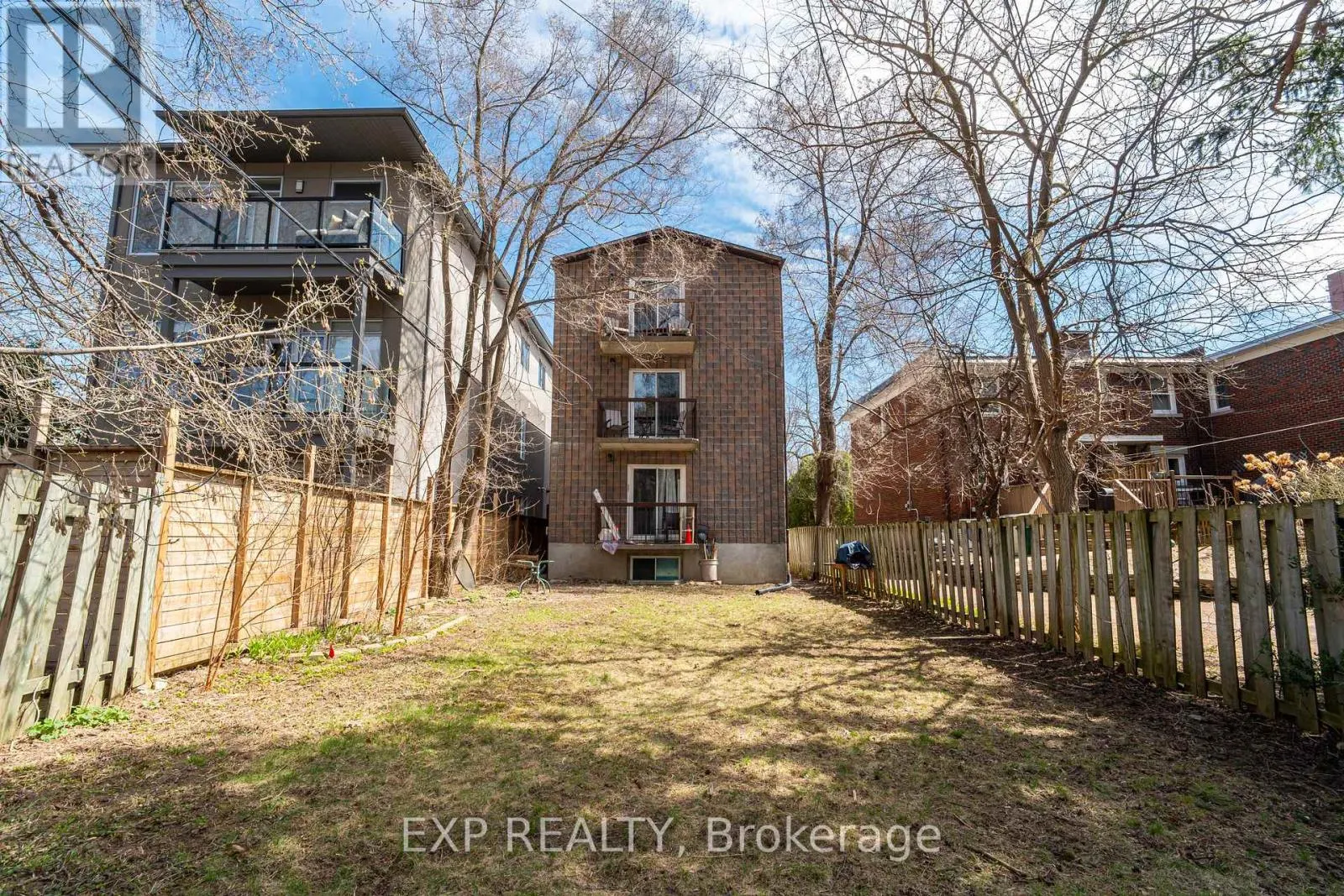 244 WESTHAVEN CRESCENT