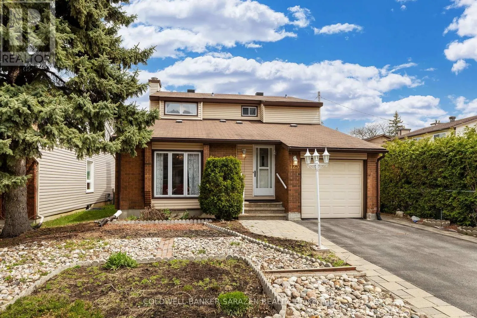 125 LANARK AVENUE