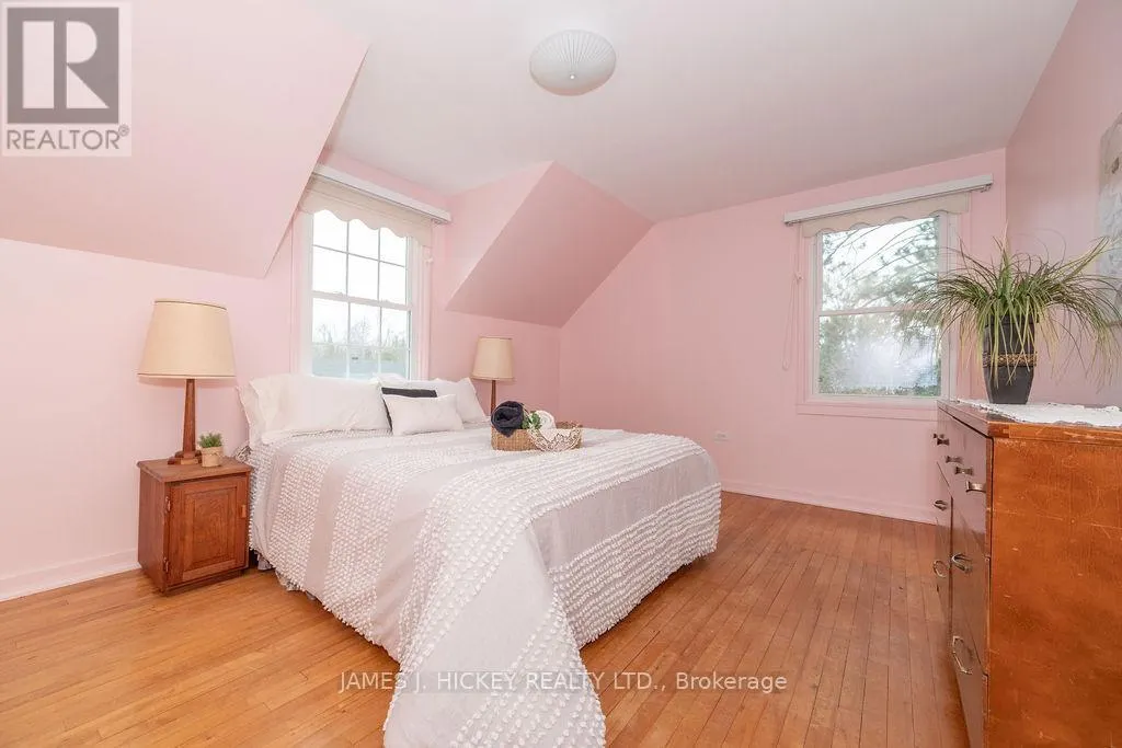62 PARKDALE AVENUE