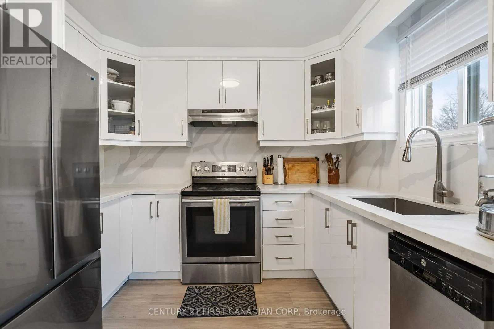 24 - 1855 ALDERSBROOK ROAD, #24