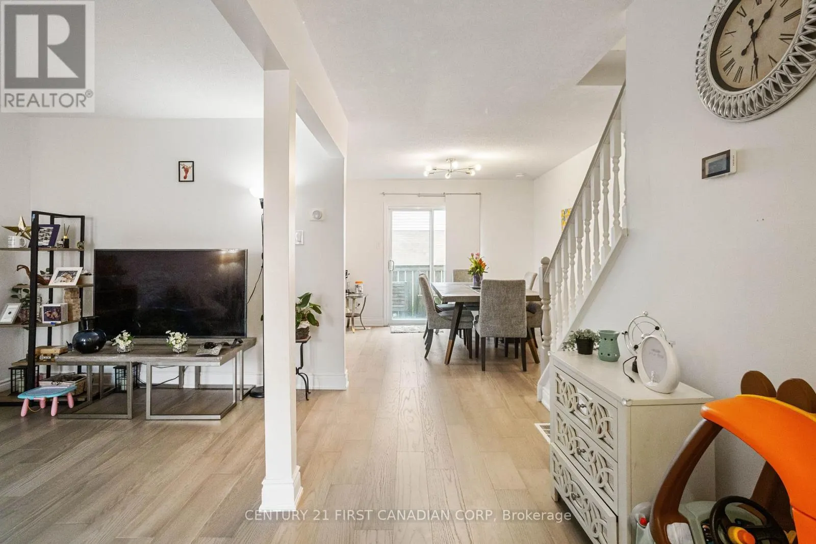 24 - 1855 ALDERSBROOK ROAD, #24