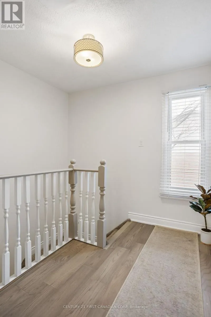 24 - 1855 ALDERSBROOK ROAD, #24