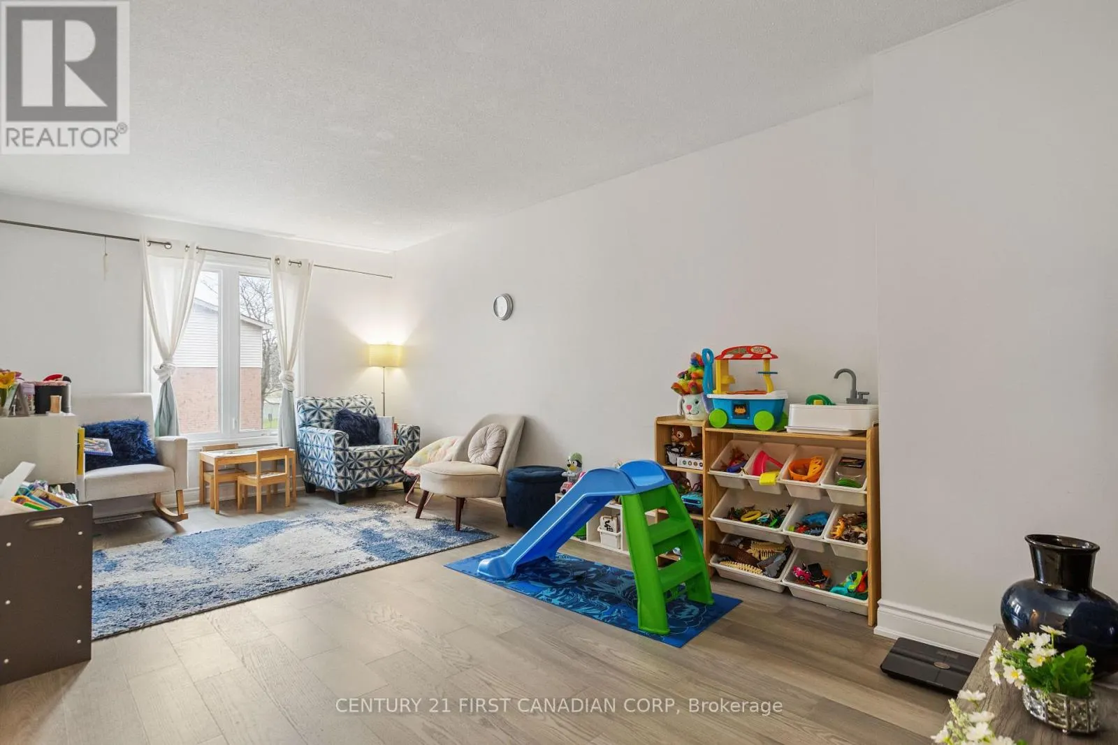 24 - 1855 ALDERSBROOK ROAD, #24