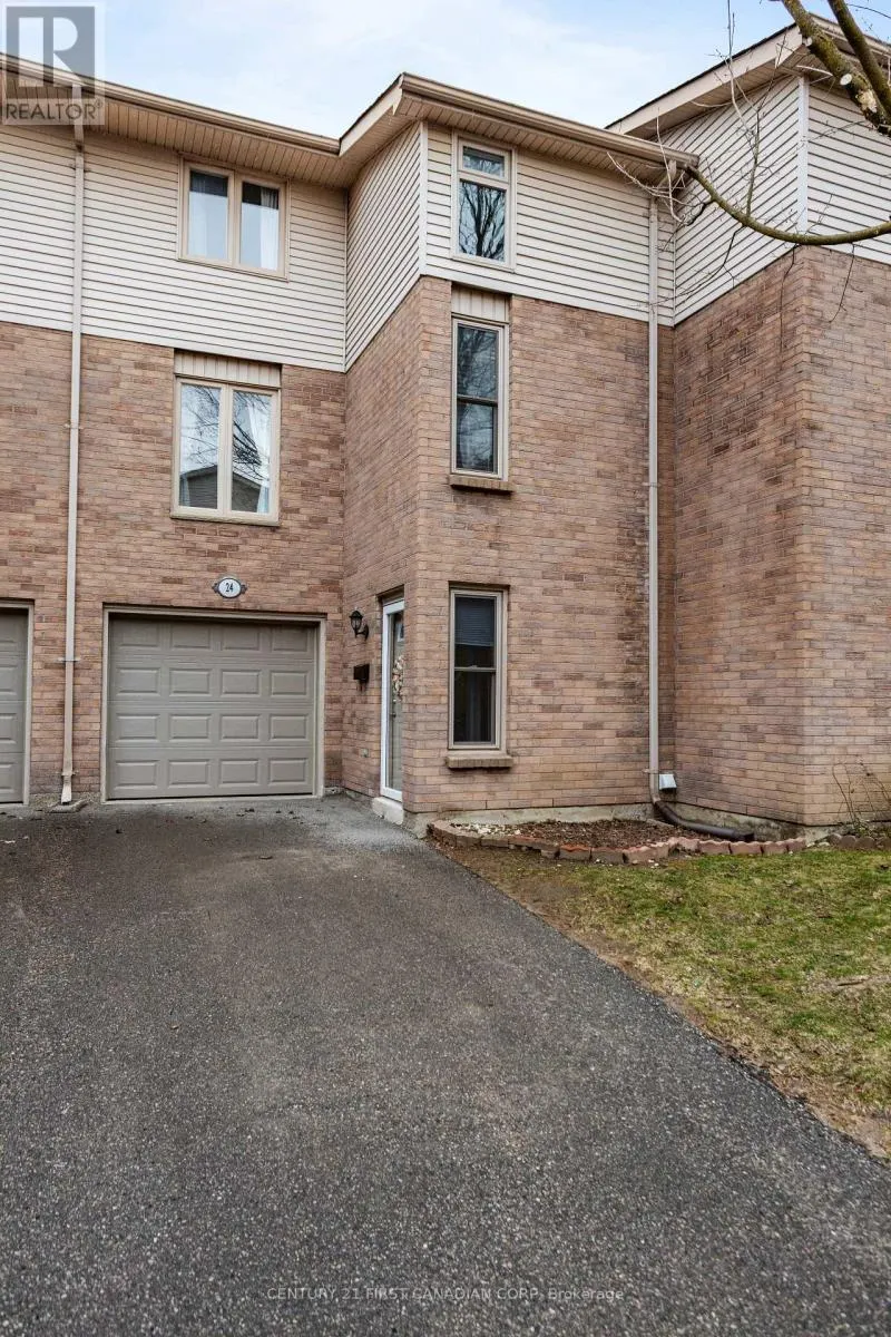 24 - 1855 ALDERSBROOK ROAD, #24