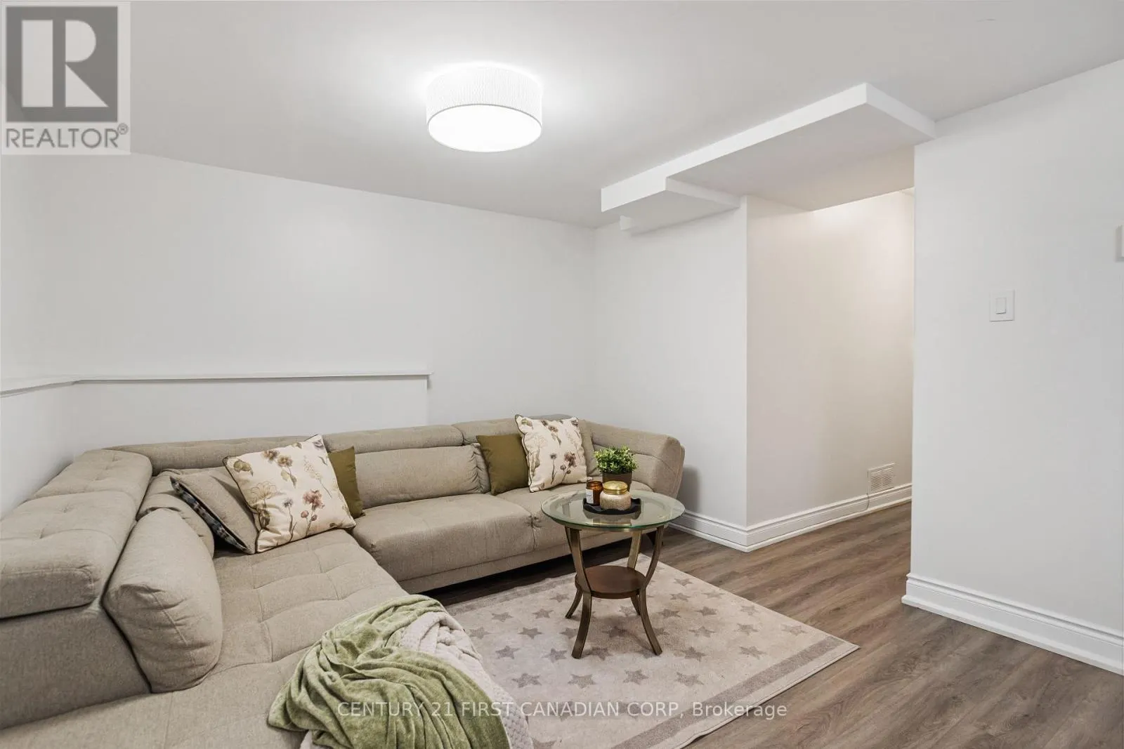 24 - 1855 ALDERSBROOK ROAD, #24