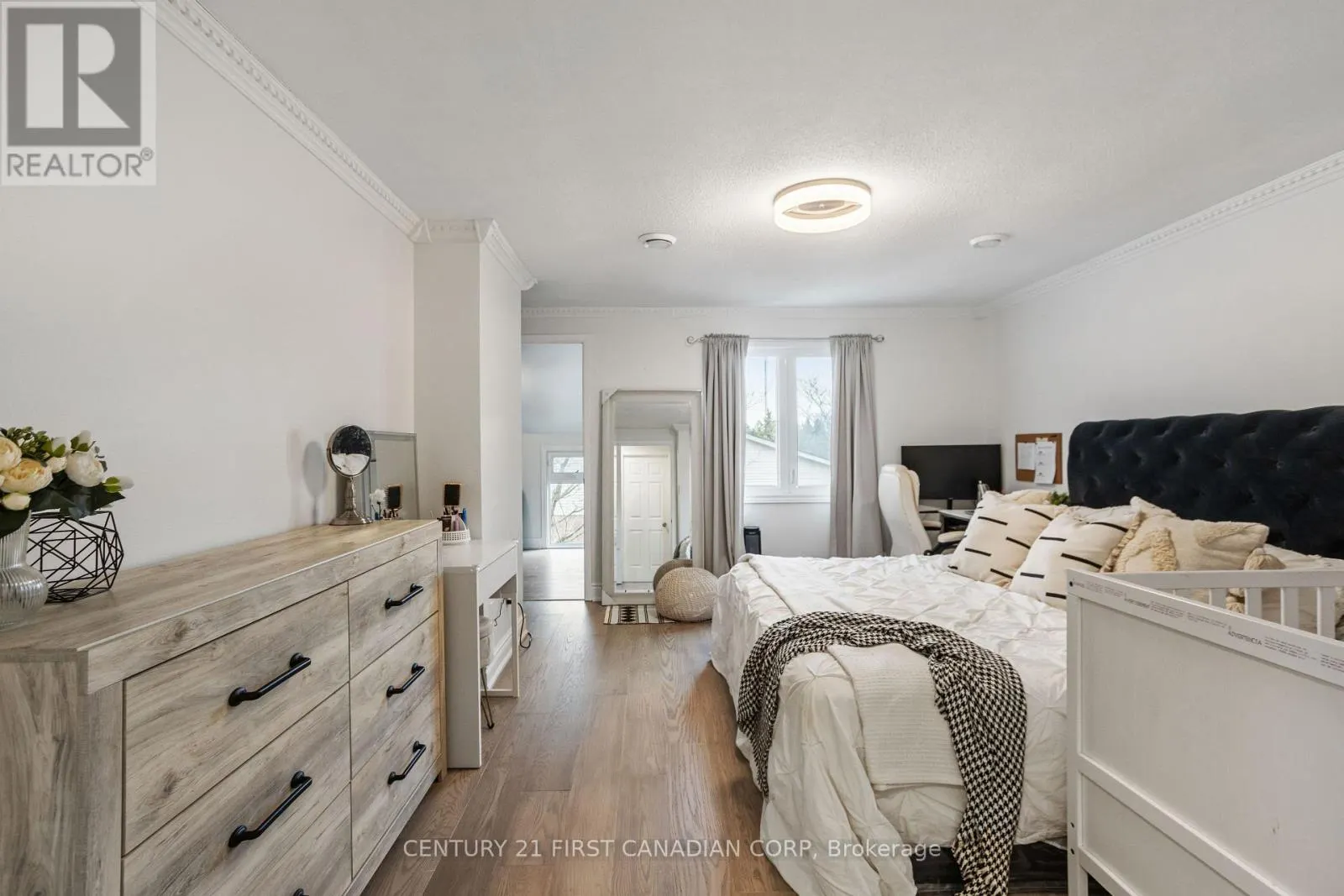 24 - 1855 ALDERSBROOK ROAD, #24