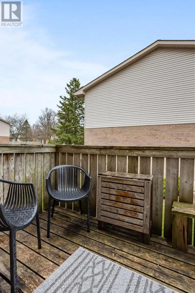 24 - 1855 ALDERSBROOK ROAD, #24