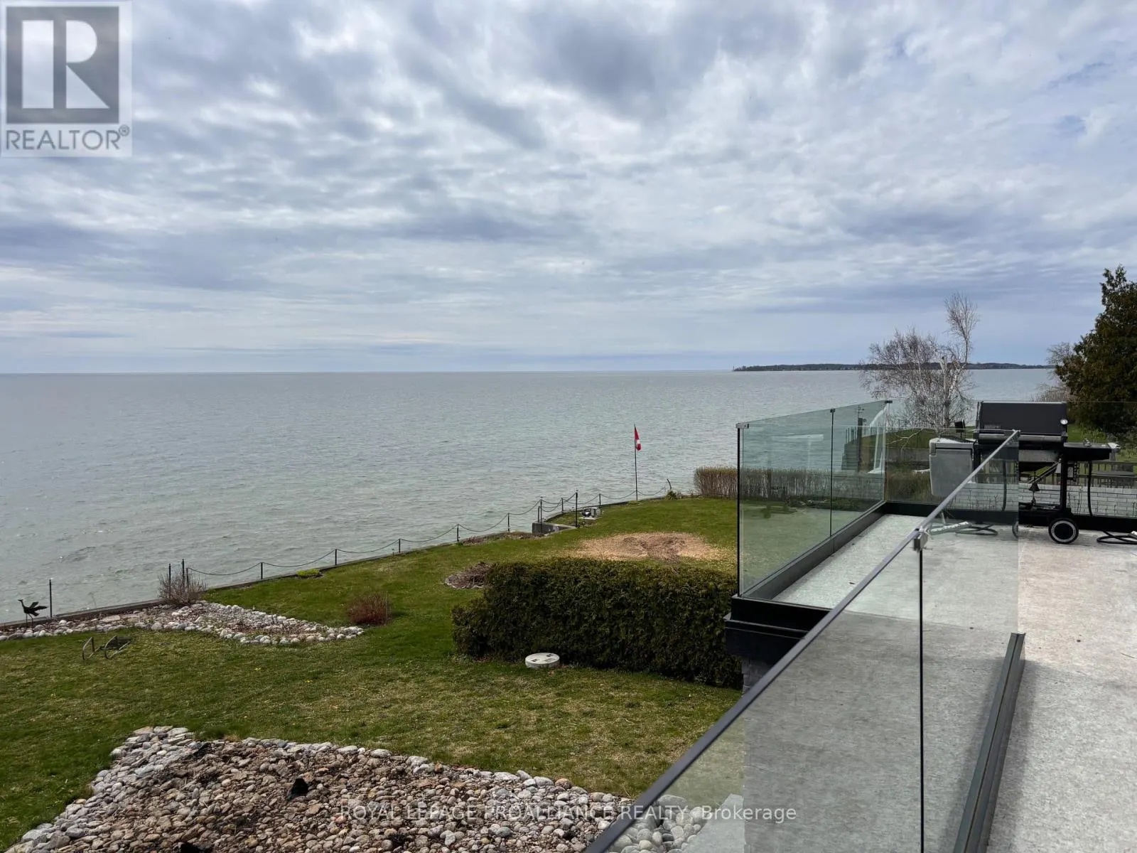 621 BARCOVAN BEACH ROAD