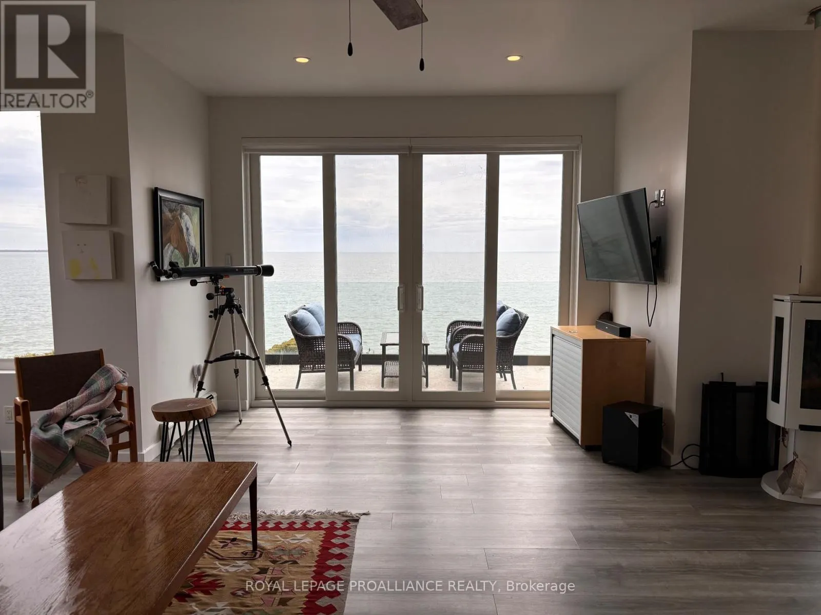 621 BARCOVAN BEACH ROAD