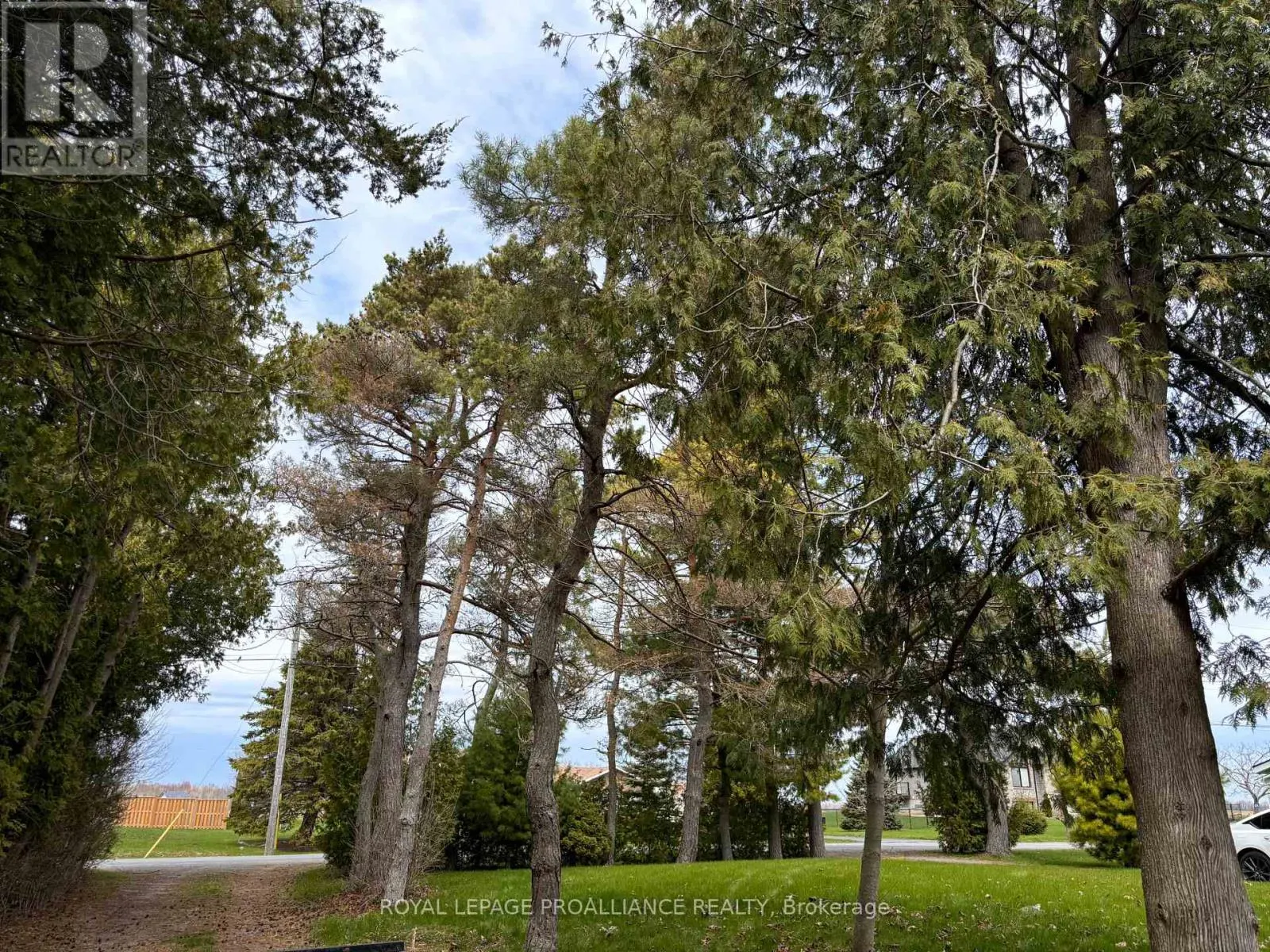 621 BARCOVAN BEACH ROAD