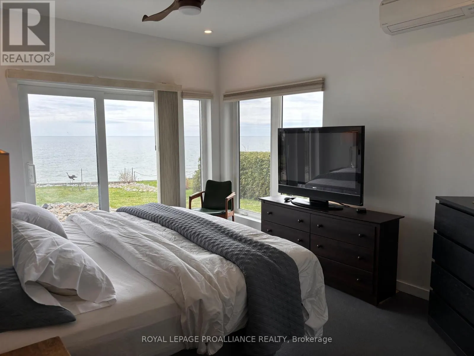 621 BARCOVAN BEACH ROAD