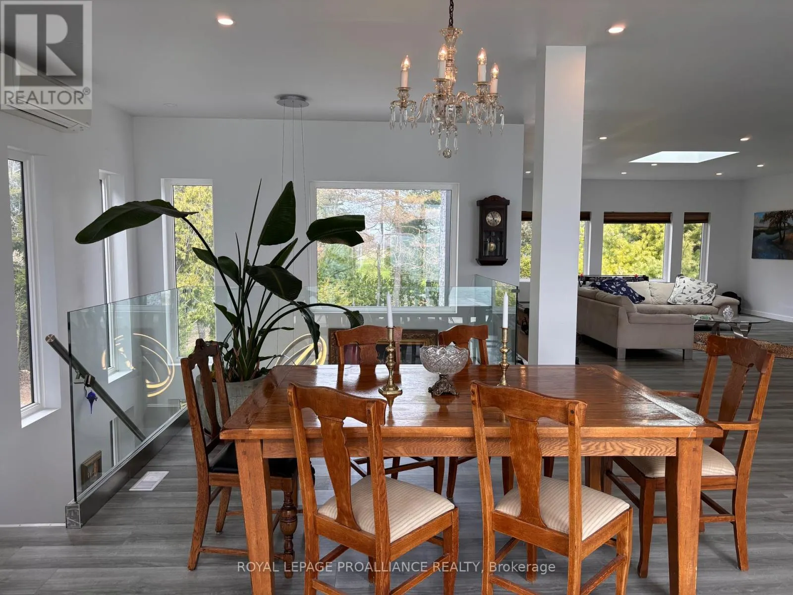 621 BARCOVAN BEACH ROAD