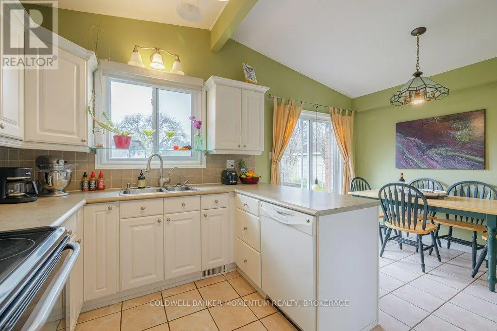 40 BLACK KNIGHT ROAD