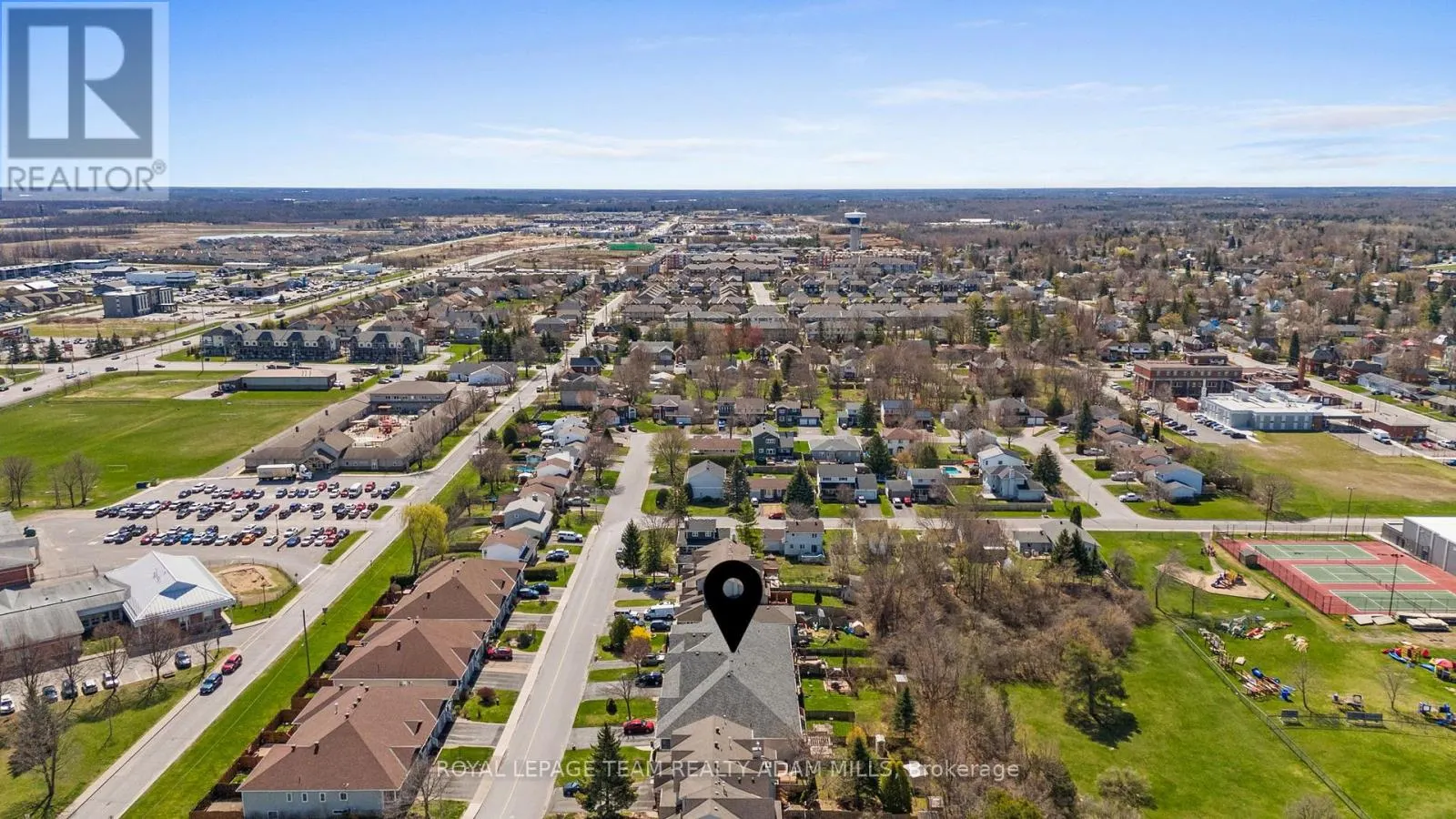 98 PATTERSON CRESCENT