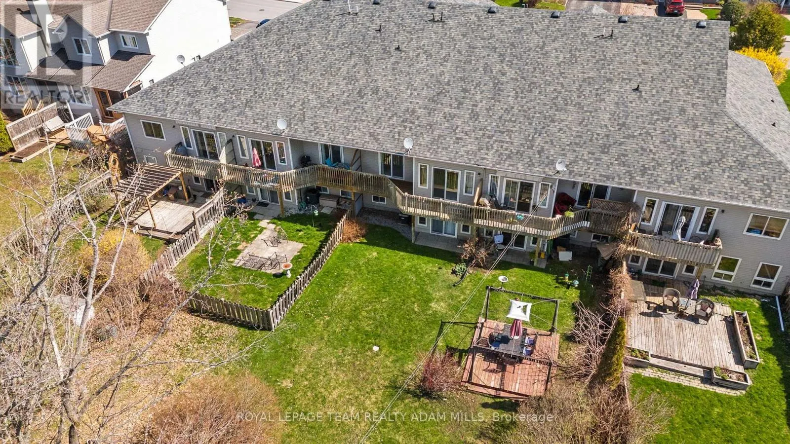 98 PATTERSON CRESCENT