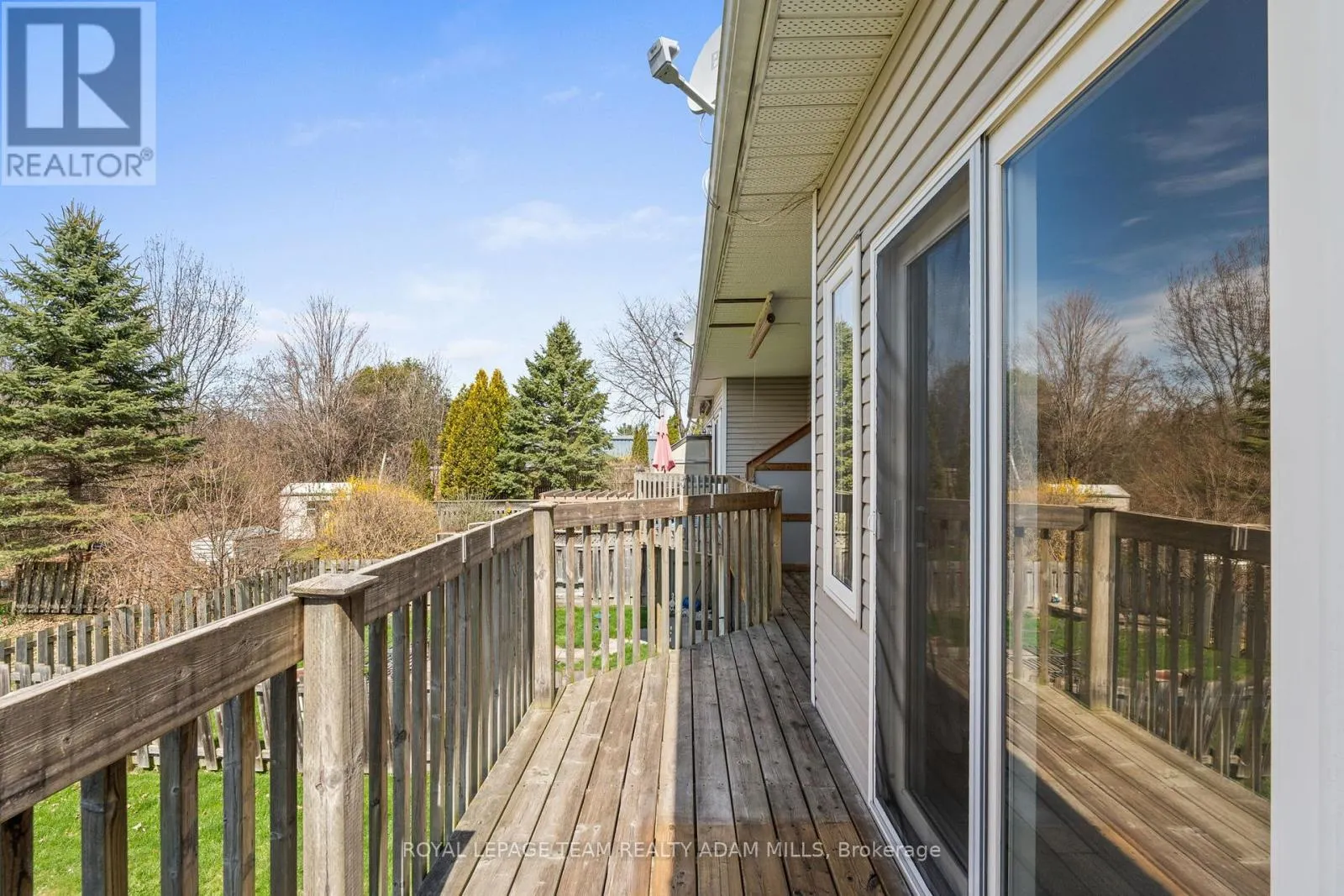 98 PATTERSON CRESCENT