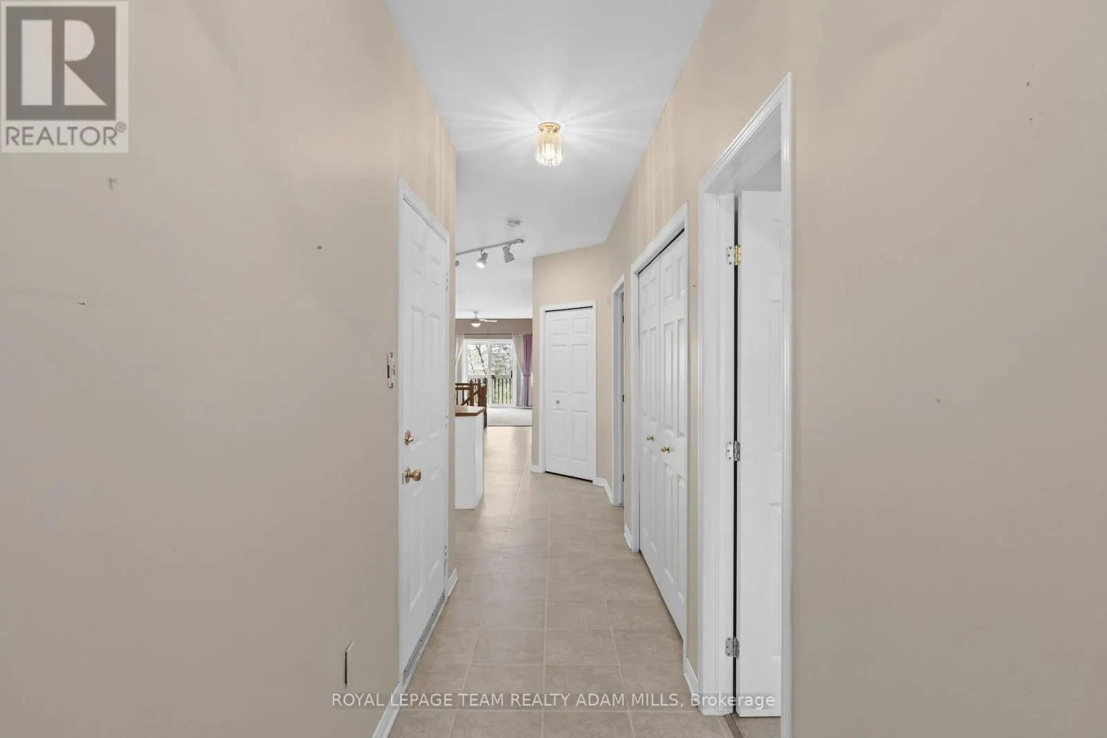 98 PATTERSON CRESCENT