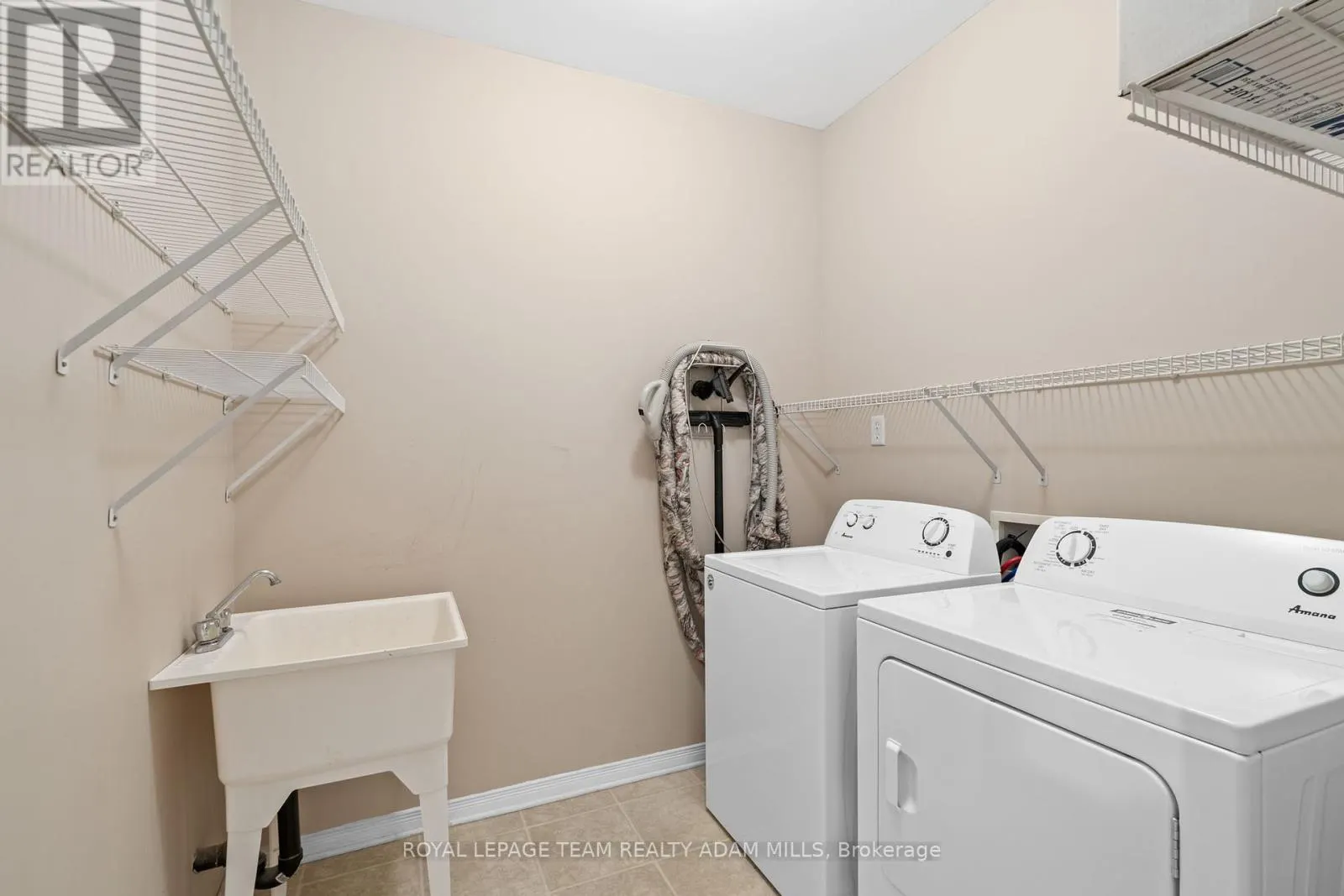 98 PATTERSON CRESCENT