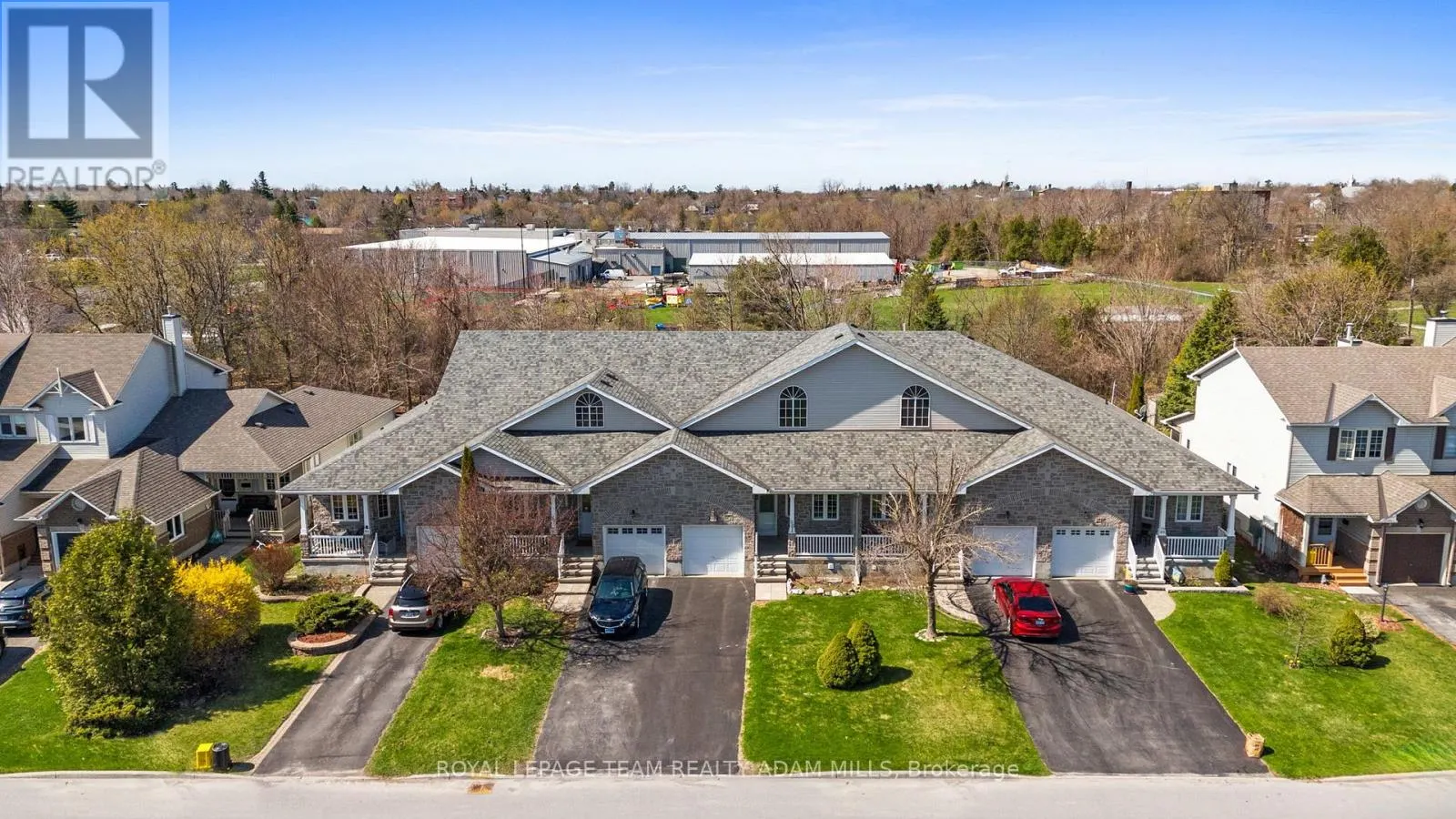 98 PATTERSON CRESCENT
