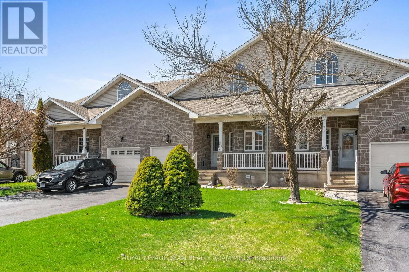 98 PATTERSON CRESCENT