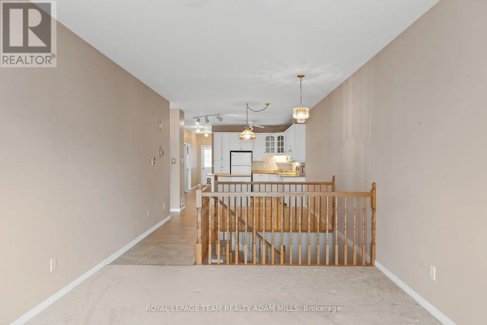 98 PATTERSON CRESCENT