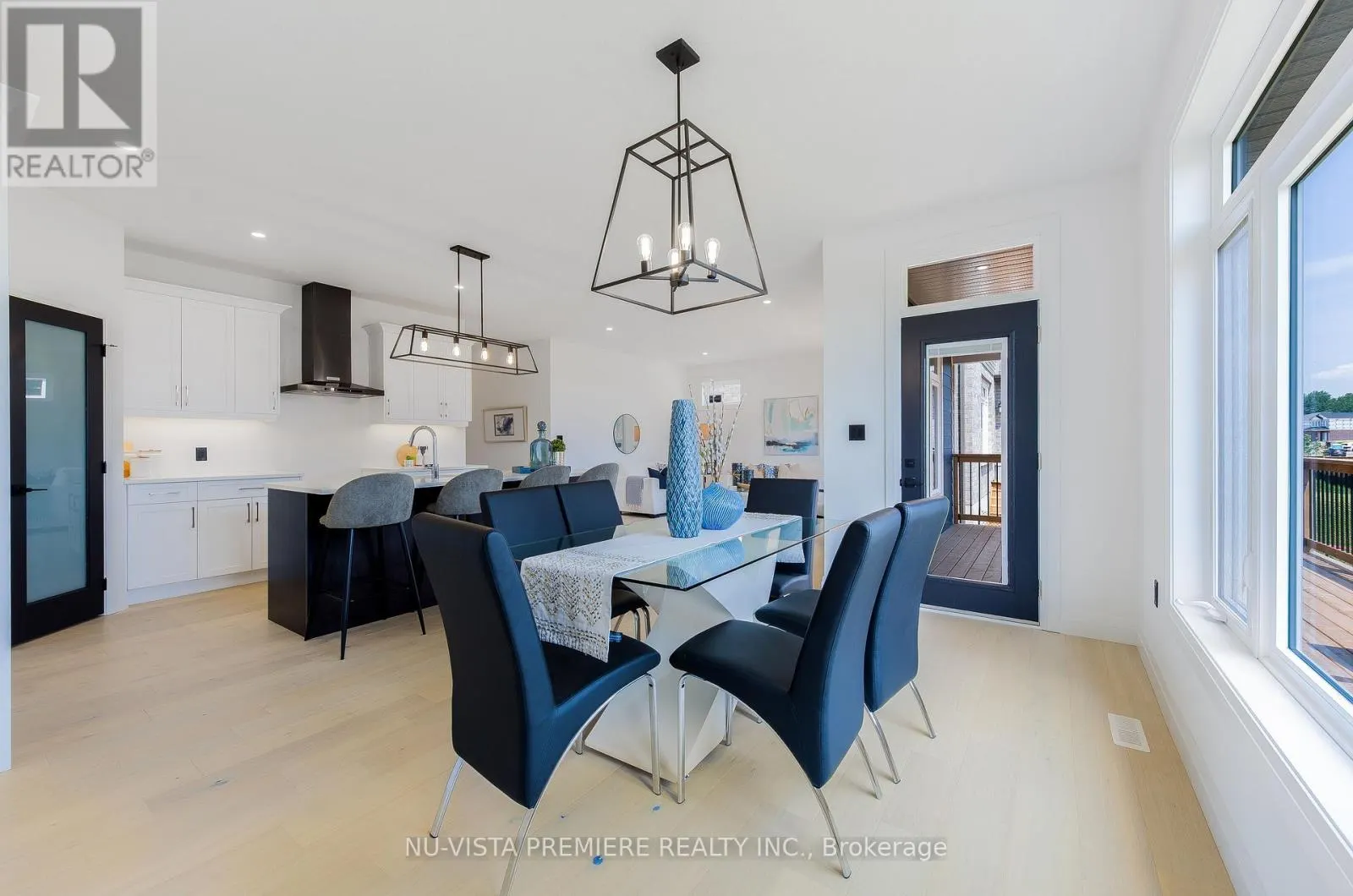 28 BASIL CRESCENT