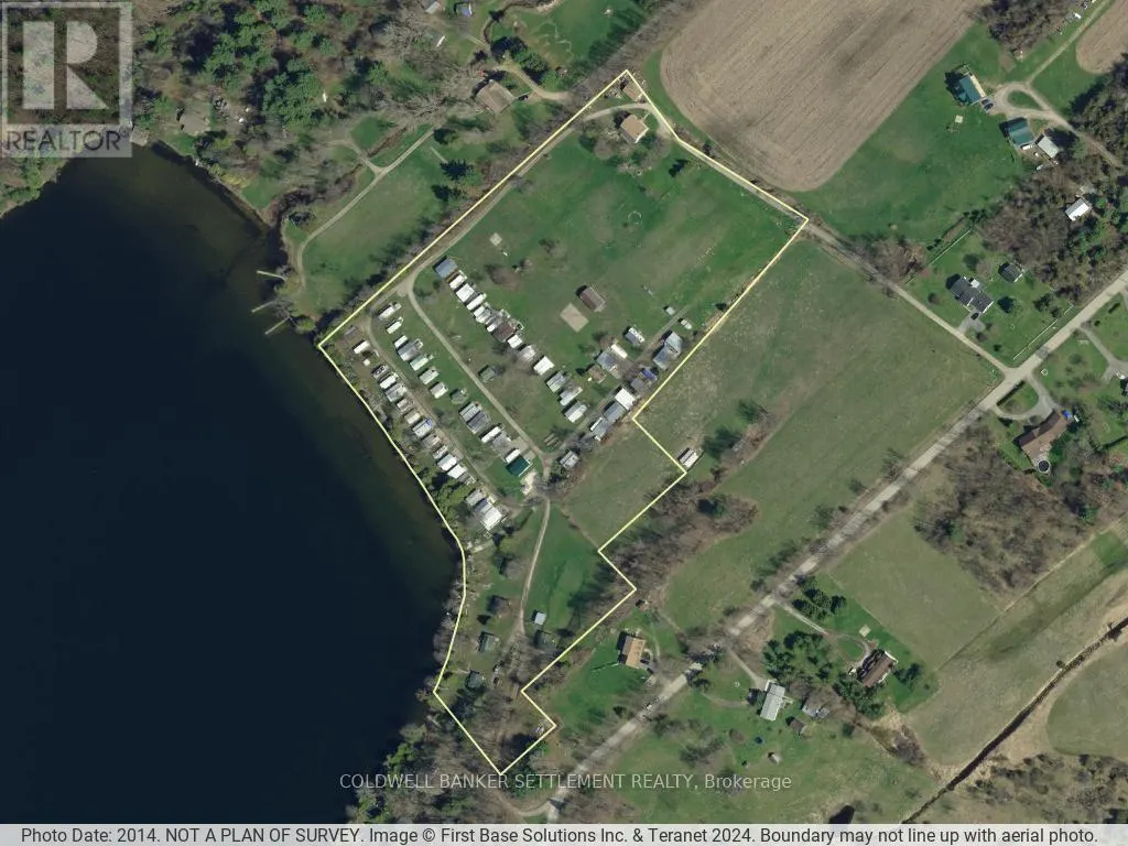 538 CLEAR LAKE ROAD W