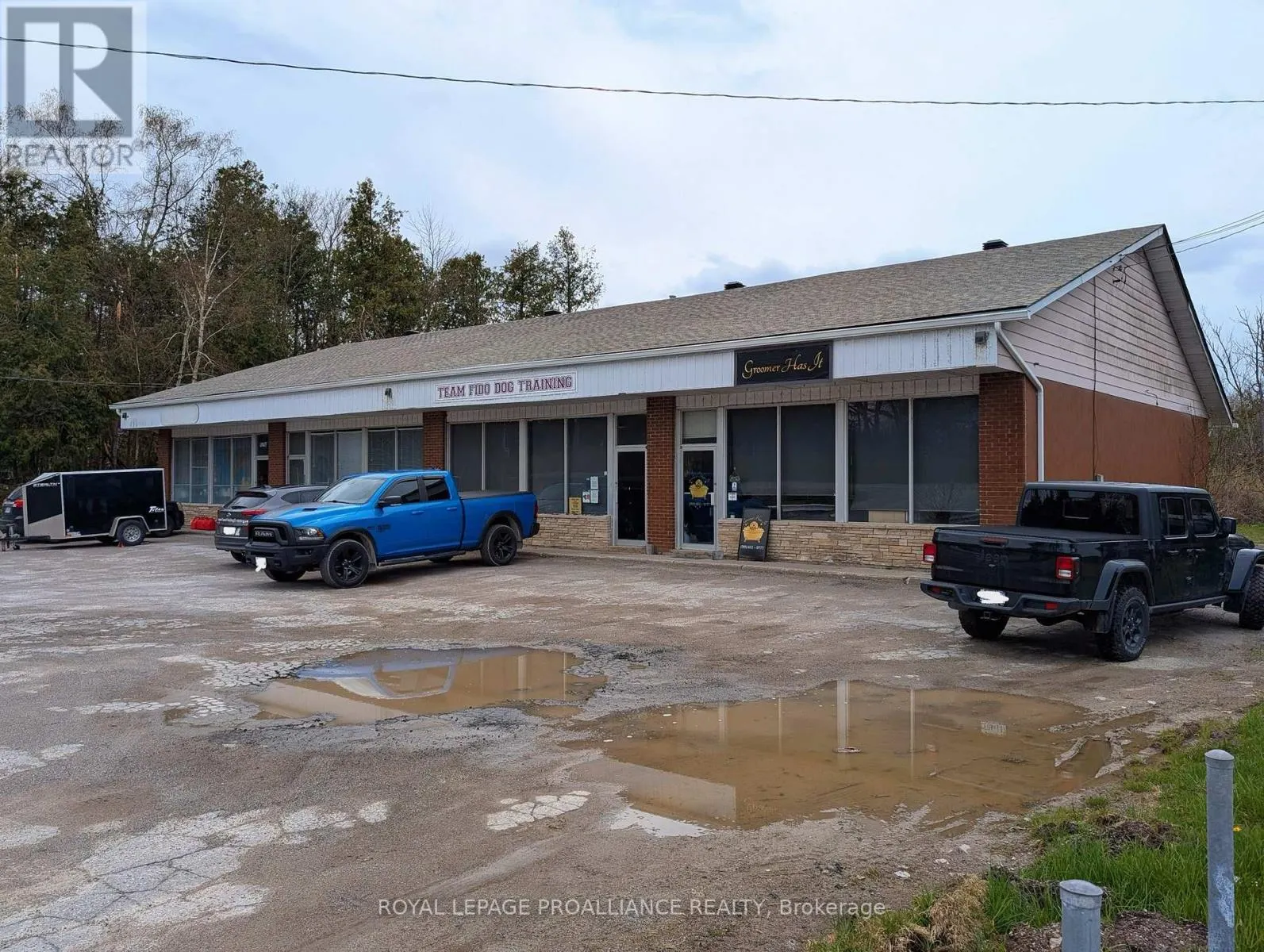 3165 LAKEFIELD ROAD