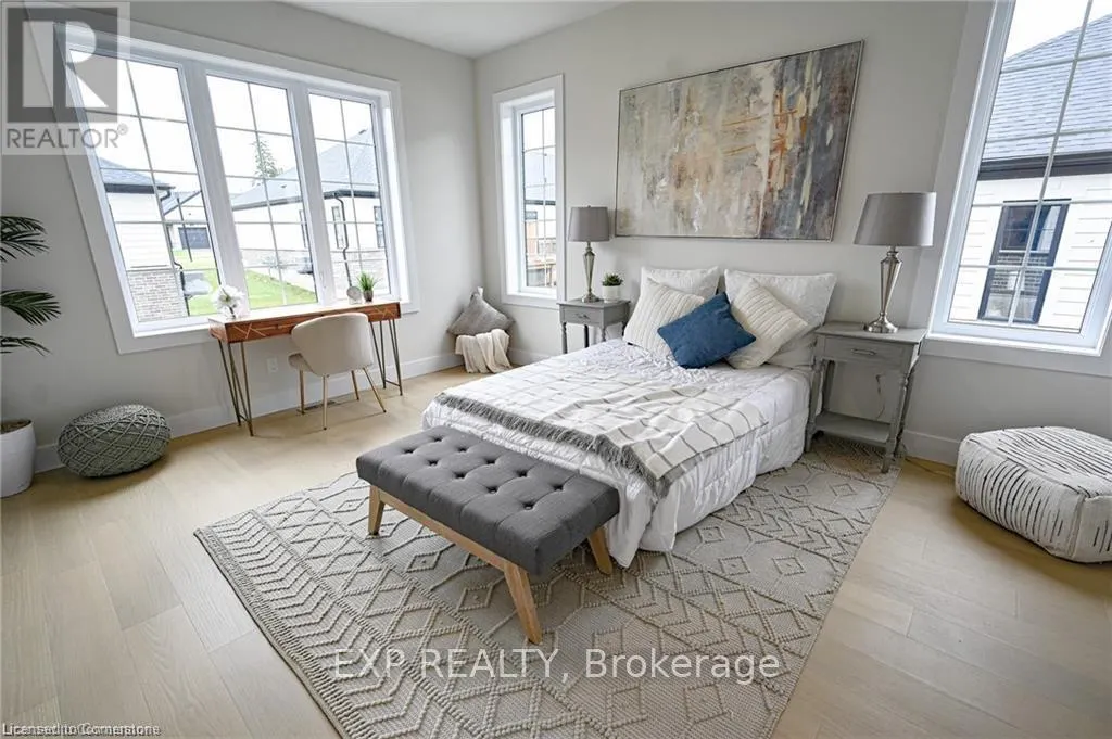 5.5 SOUTH COURT STREET W