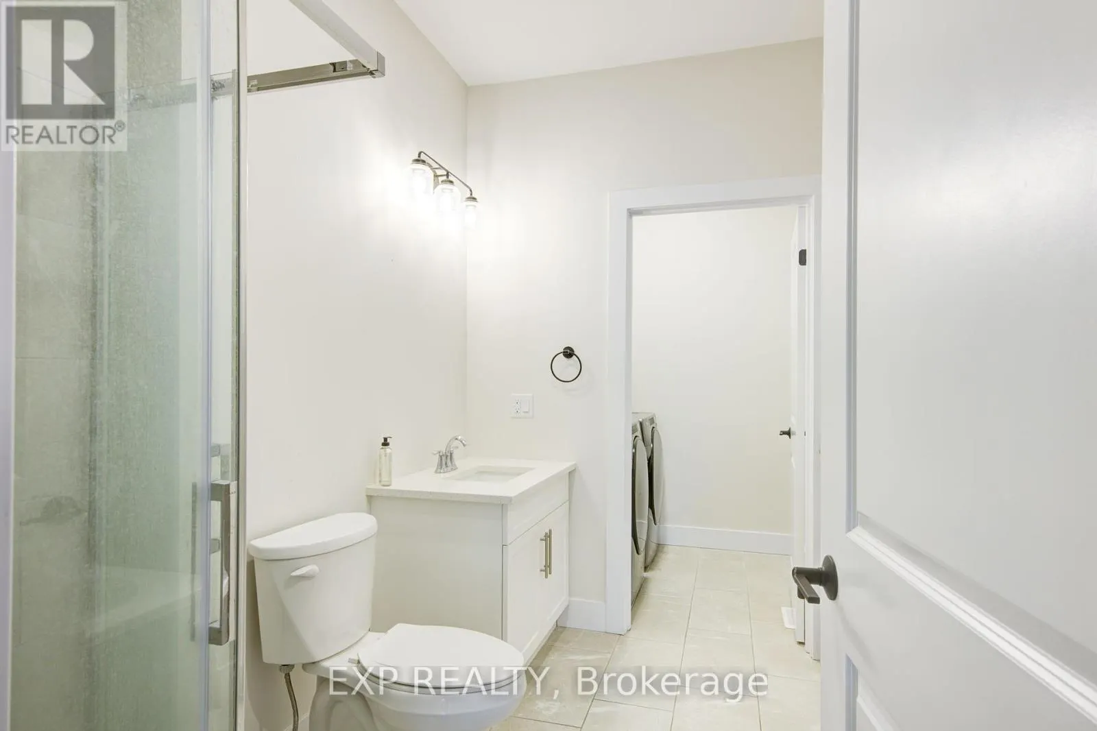5.5 SOUTH COURT STREET W