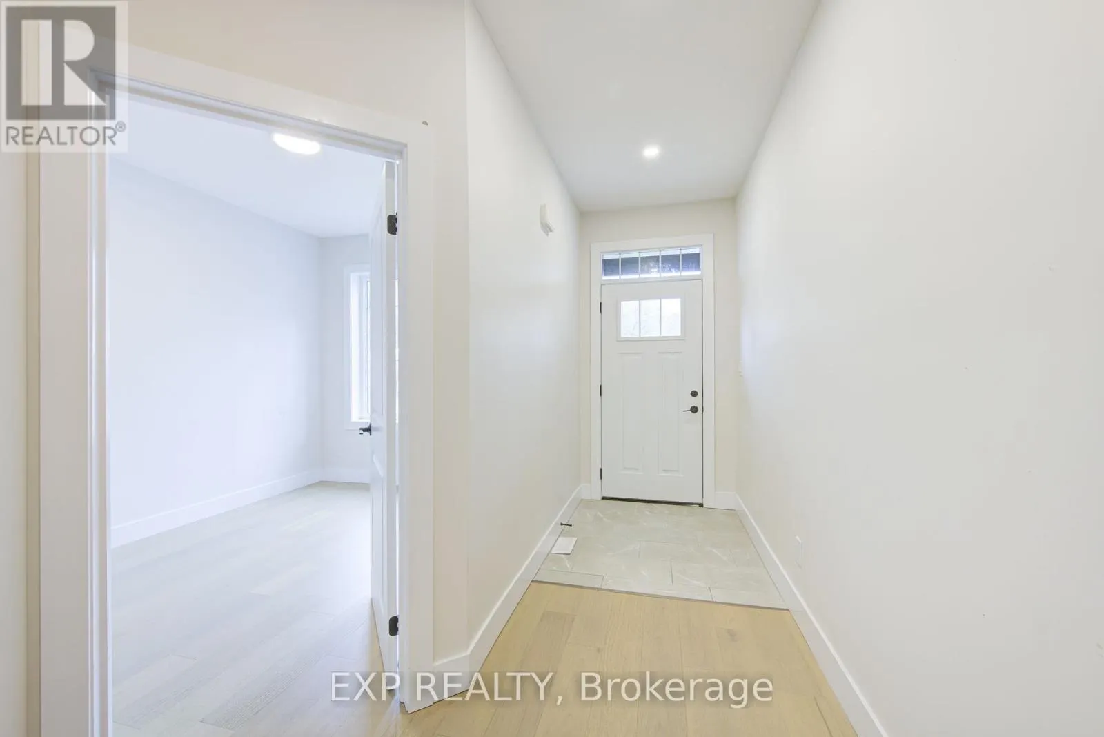5.5 SOUTH COURT STREET W