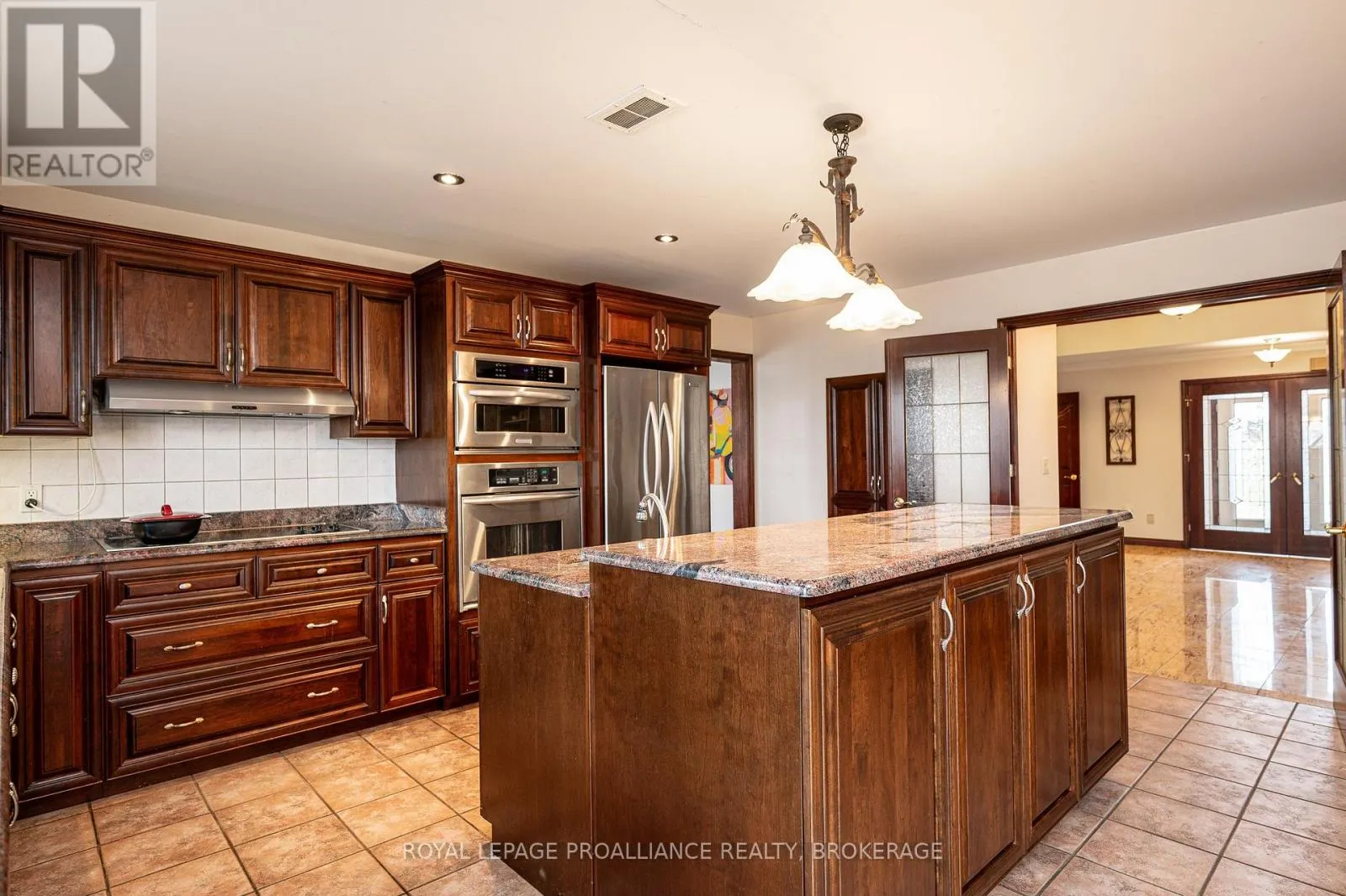 4734 LAKESIDE LANE