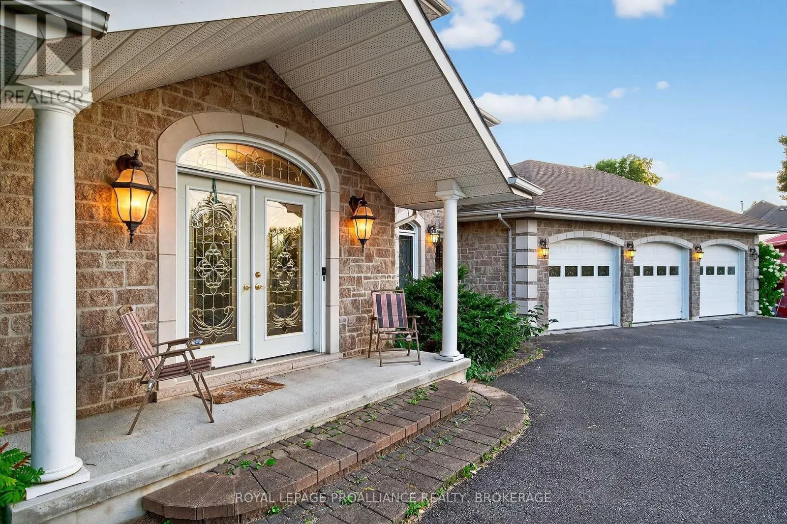 4734 LAKESIDE LANE