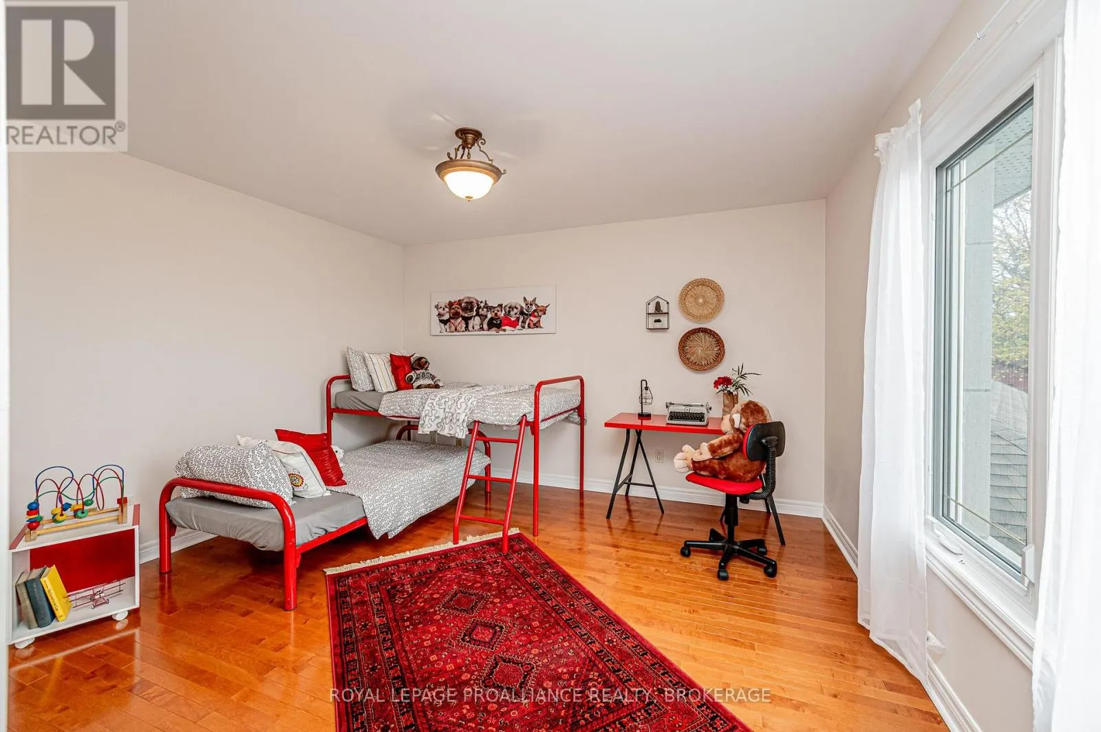 4734 LAKESIDE LANE