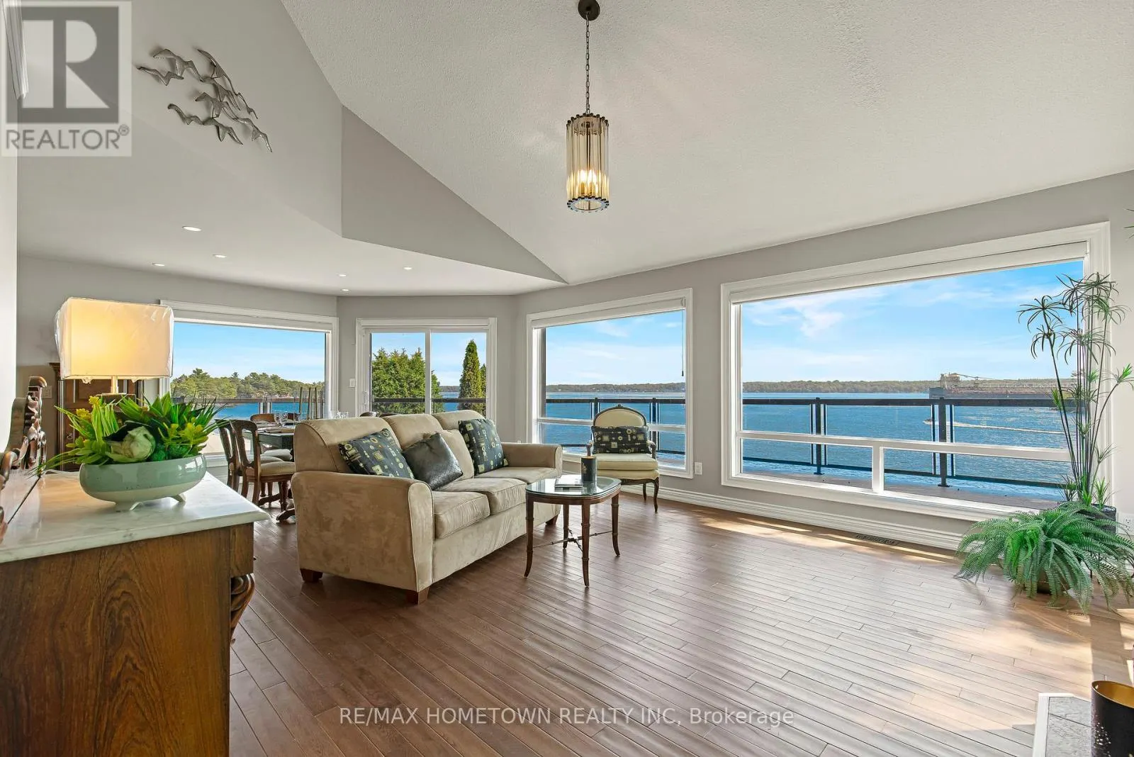 9 BAYVIEW ROAD