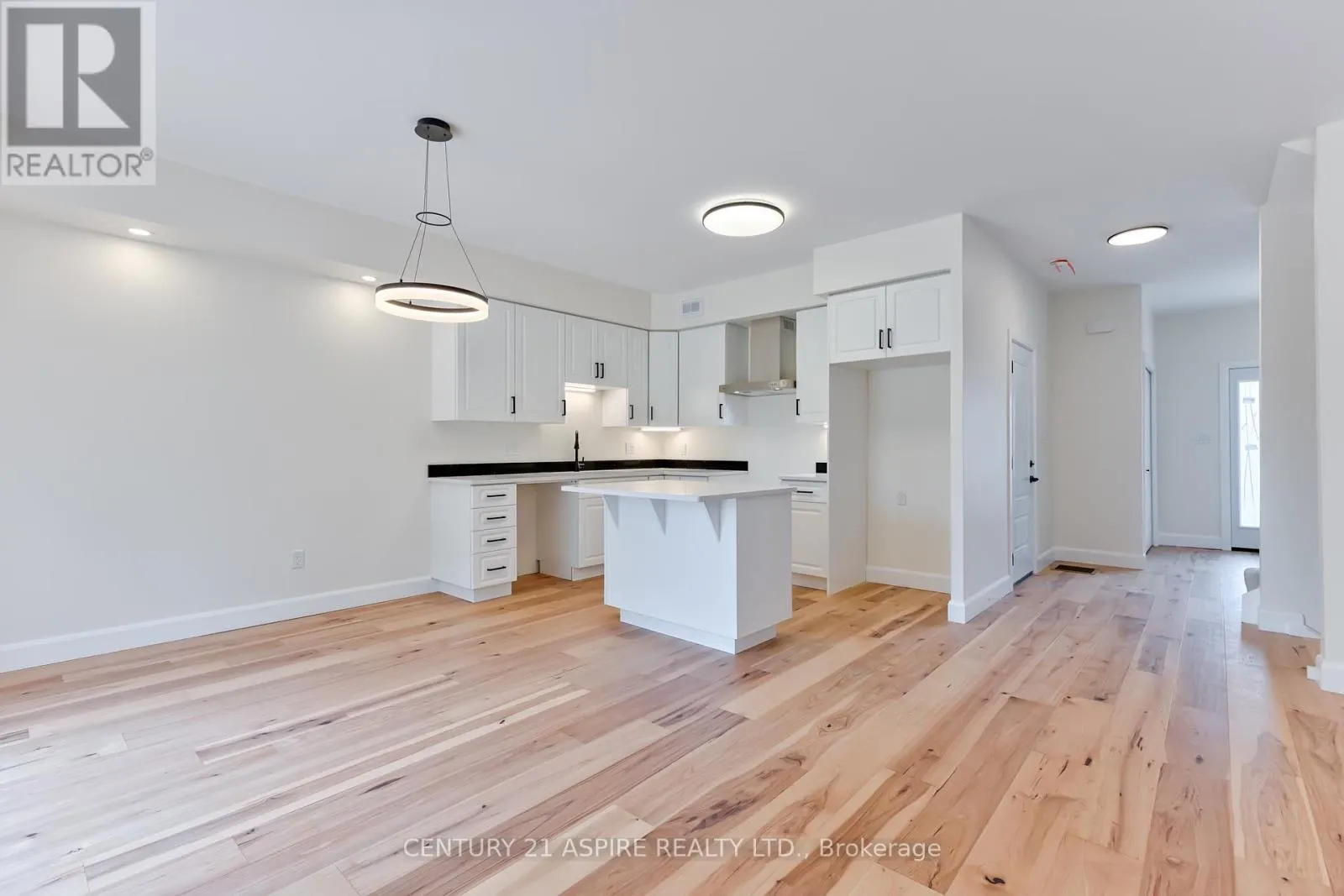94A FRONTENAC CRESCENT
