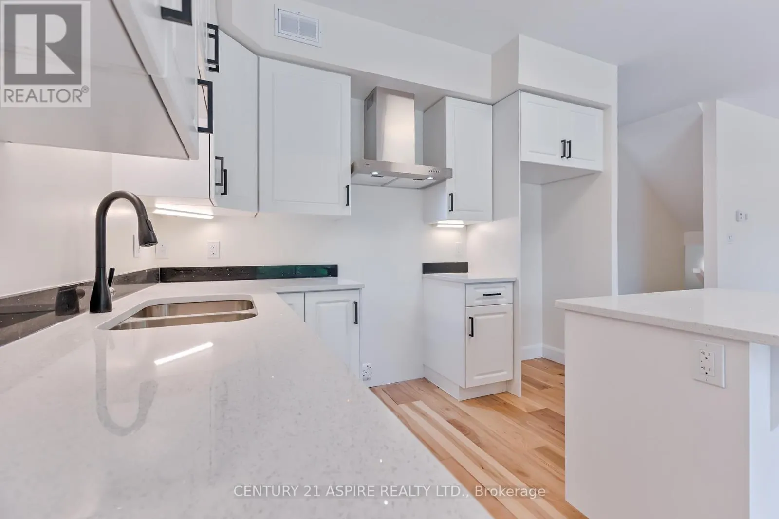94A FRONTENAC CRESCENT
