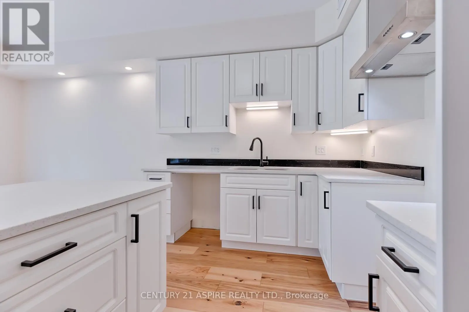 94A FRONTENAC CRESCENT