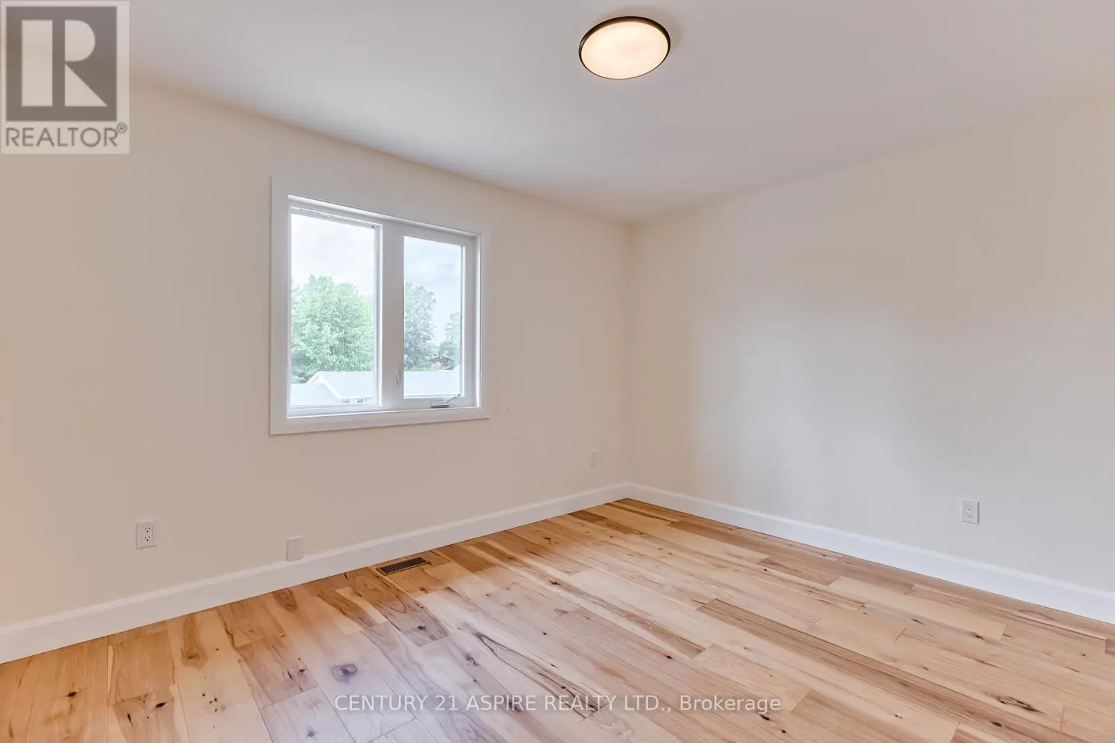 94A FRONTENAC CRESCENT