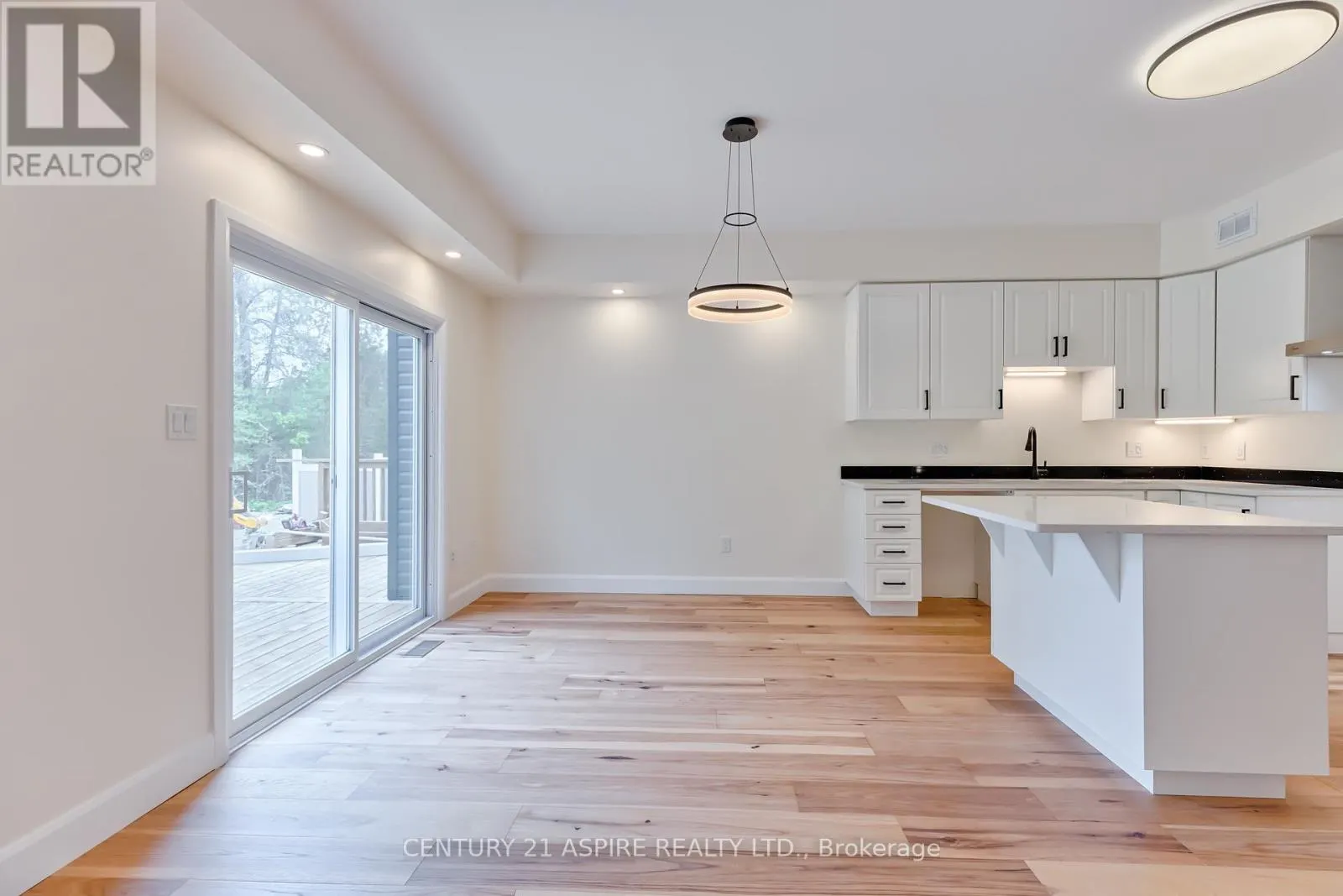 94A FRONTENAC CRESCENT