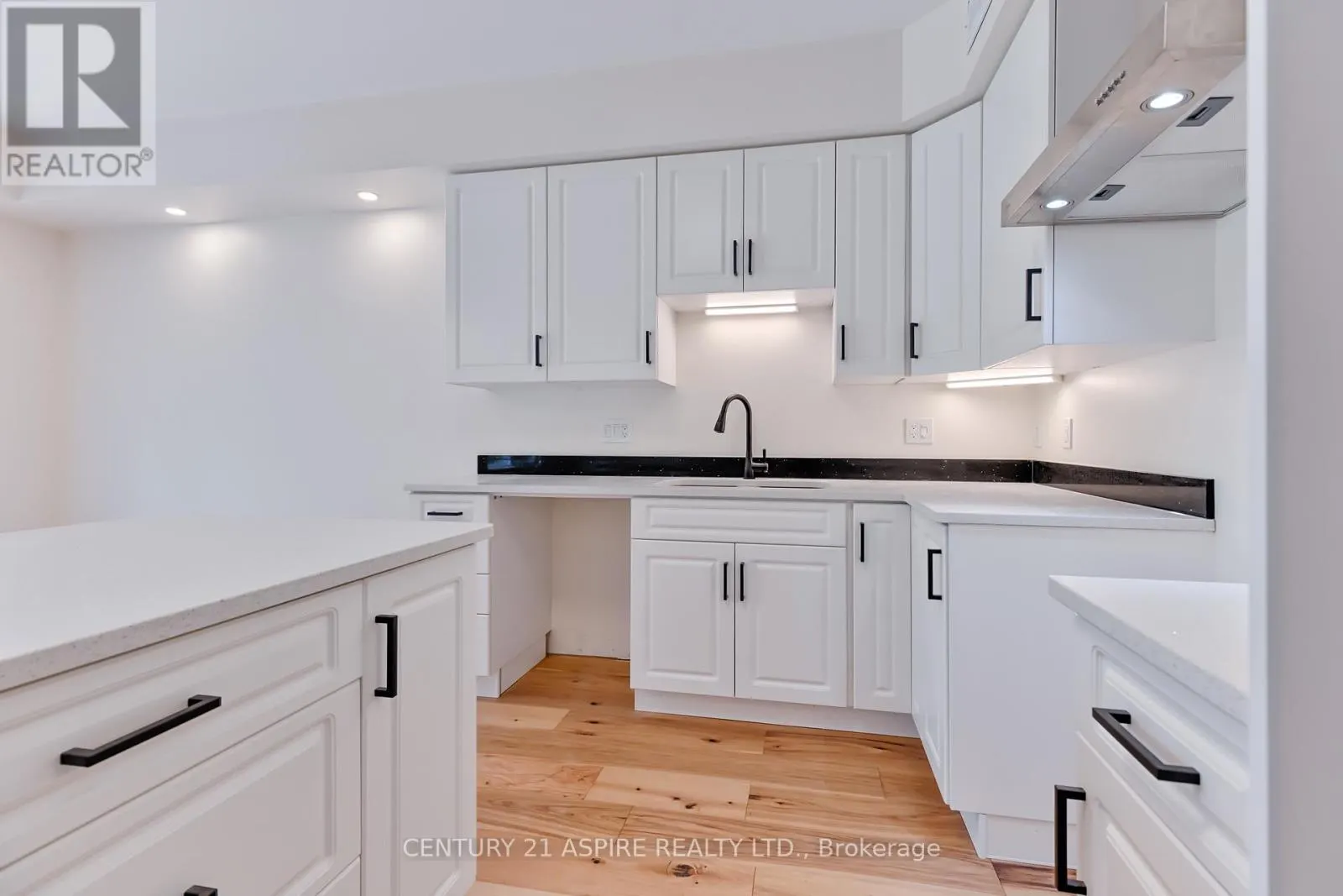 94B FRONTENAC CRESCENT