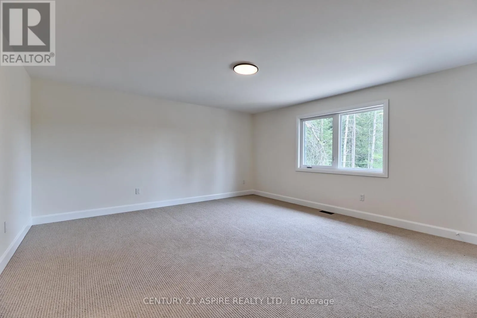 94C FRONTENAC CRESCENT