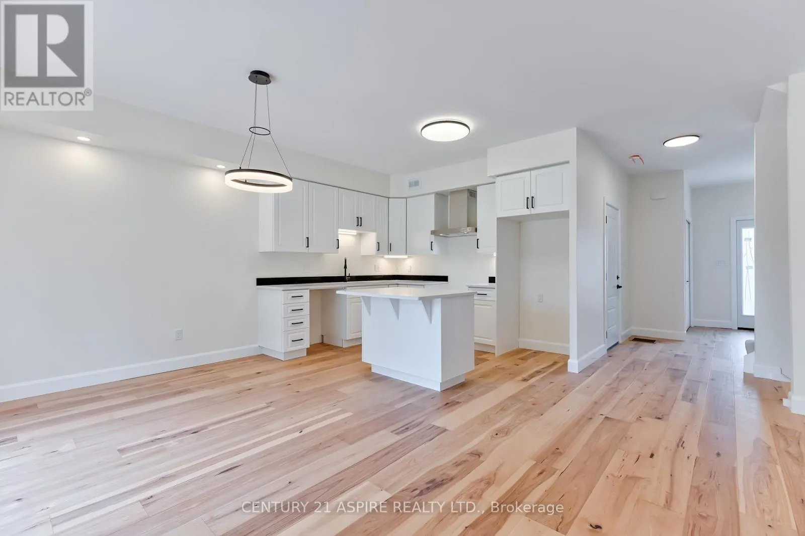 94C FRONTENAC CRESCENT