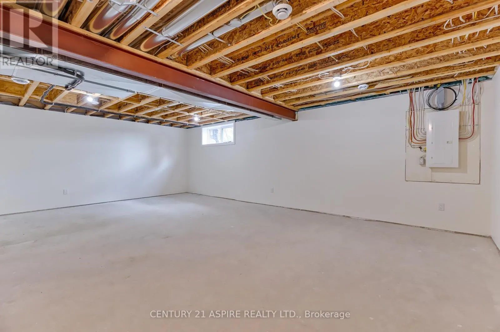 94C FRONTENAC CRESCENT