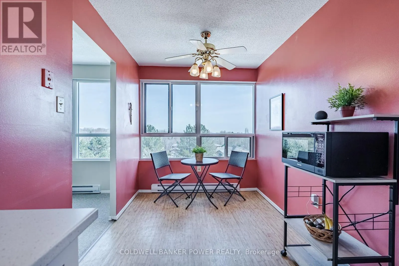 511 - 600 GRENFELL DRIVE, #511