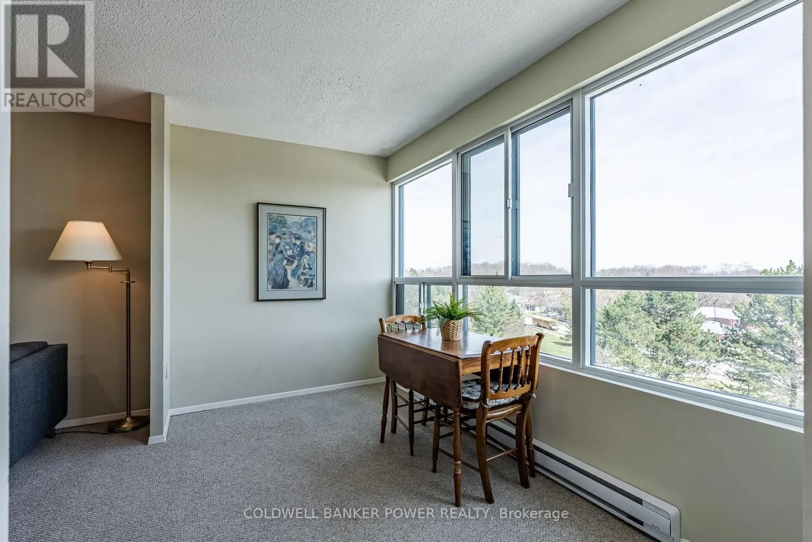 511 - 600 GRENFELL DRIVE, #511