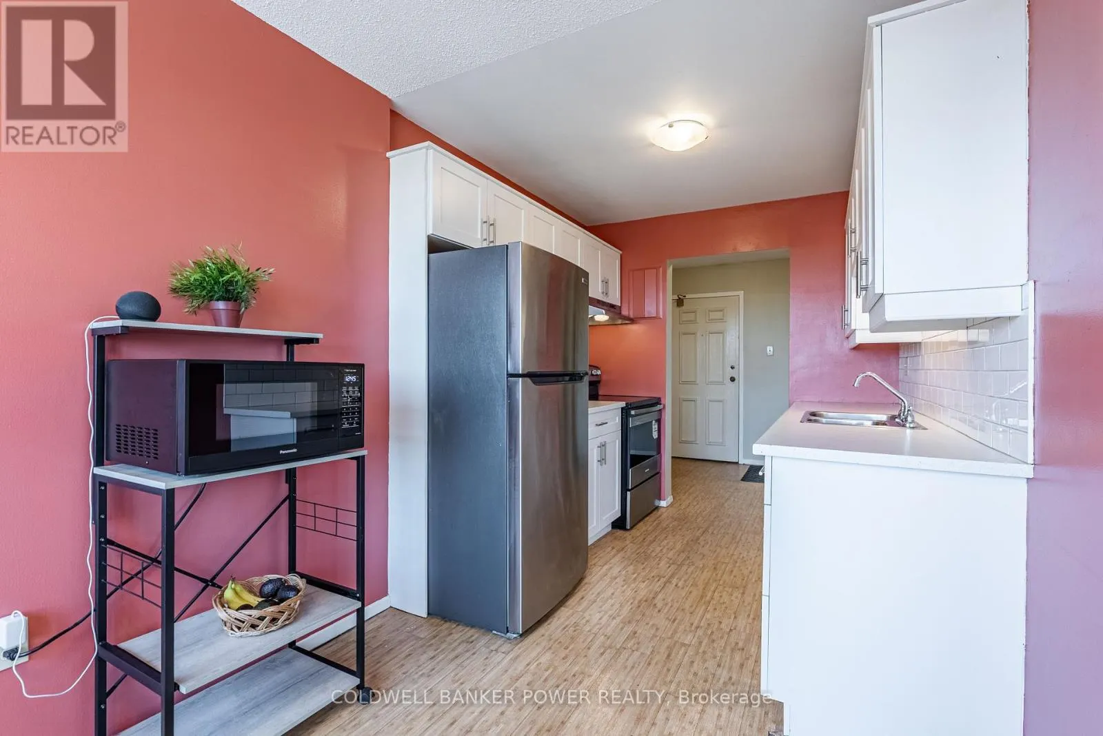 511 - 600 GRENFELL DRIVE, #511