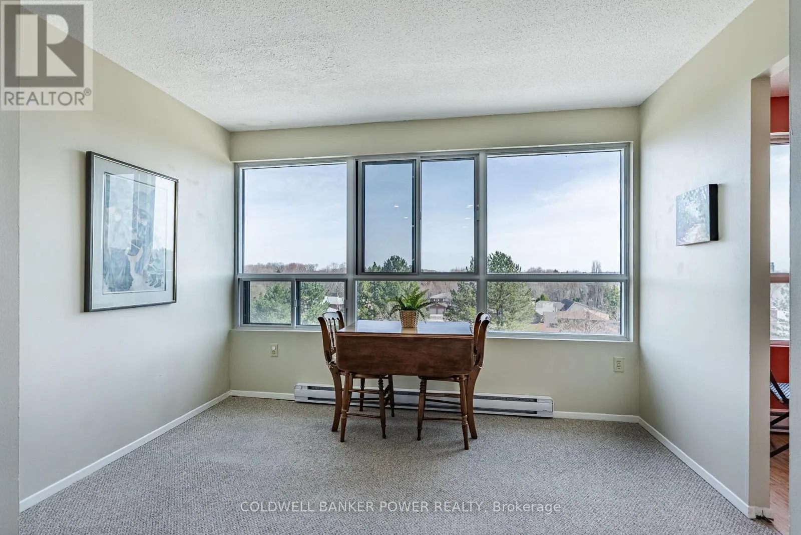 511 - 600 GRENFELL DRIVE, #511