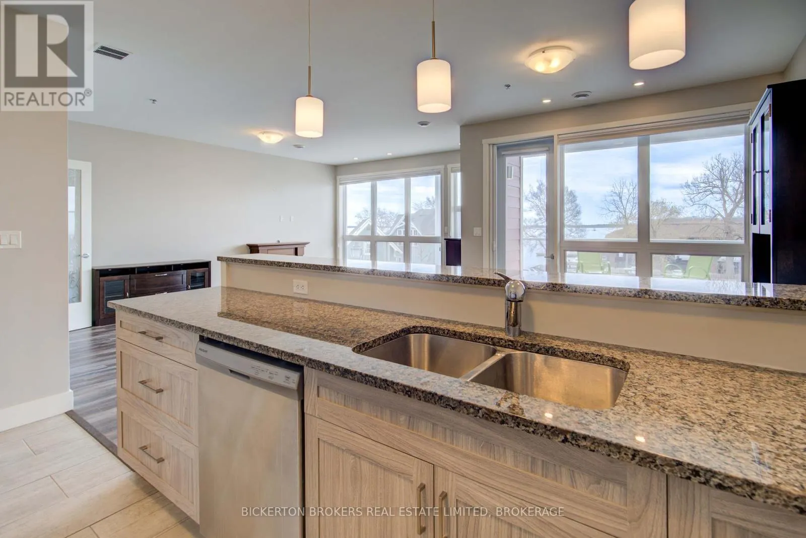 212 - 130 WATER STREET, #212