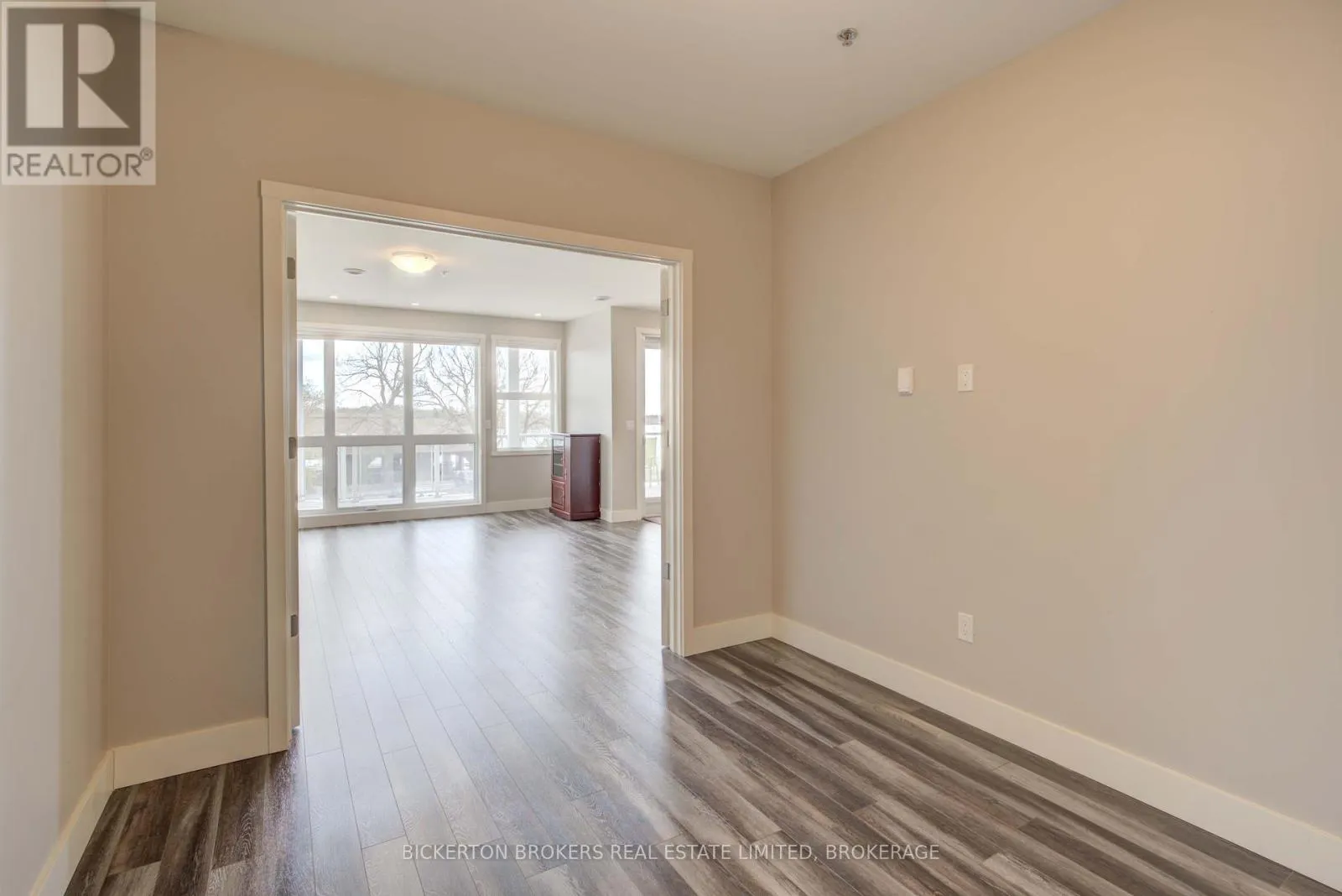 212 - 130 WATER STREET, #212